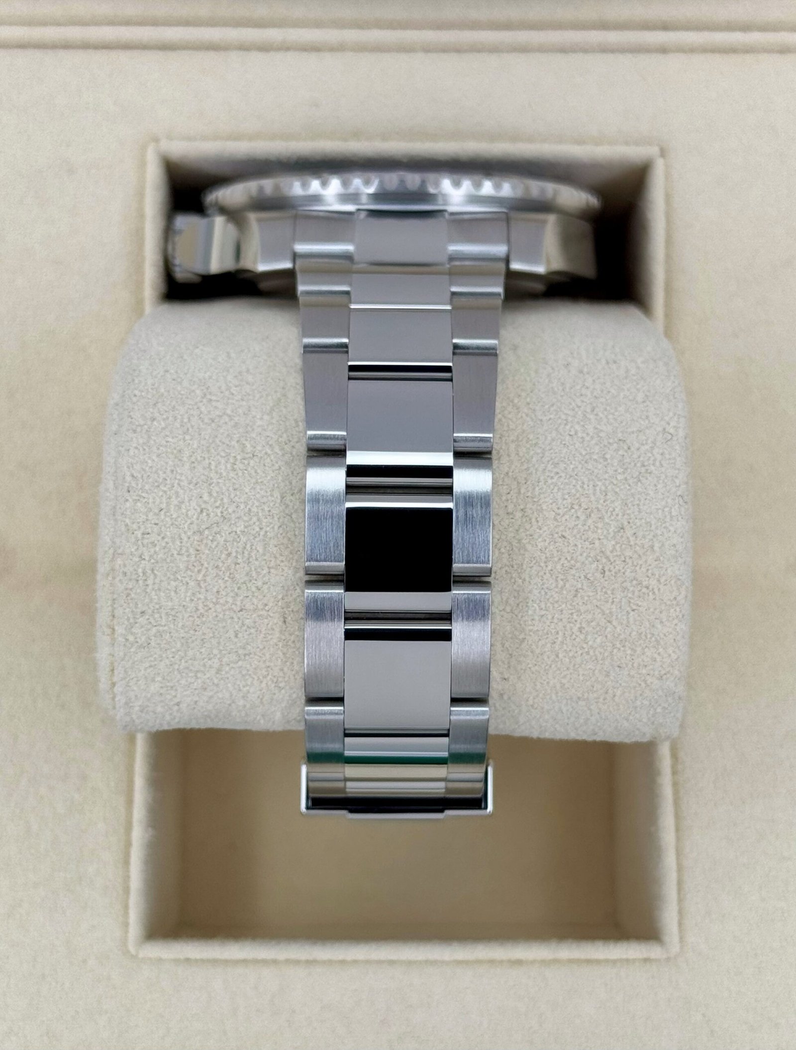 2022 Rolex GMT-Master II “Pepsi” 40mm 126710BLRO Oyster - Image 4