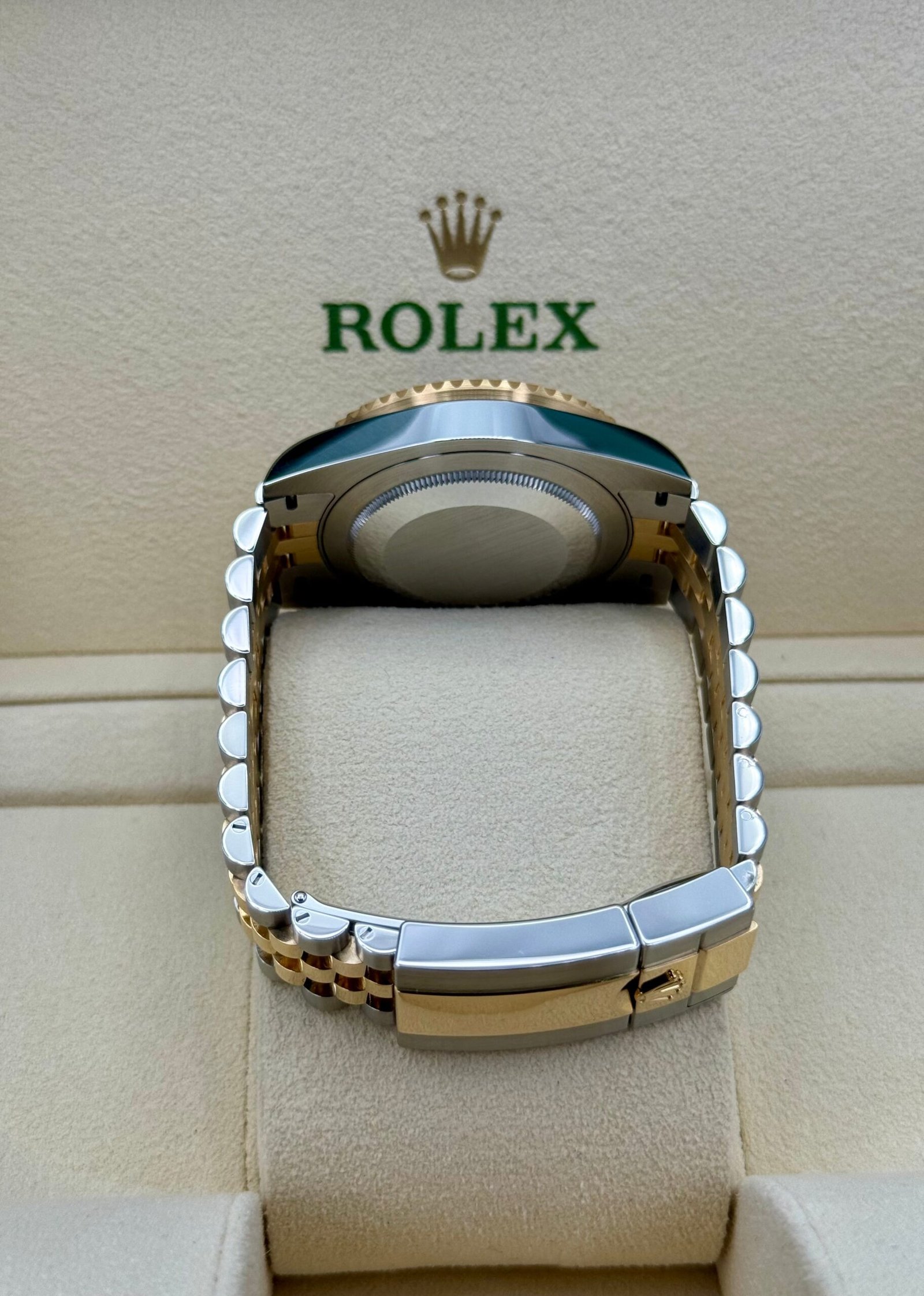 2024 Rolex GMT-Master II 40mm 126713GRNR Two-Tone Jubilee Black Dial - Image 10