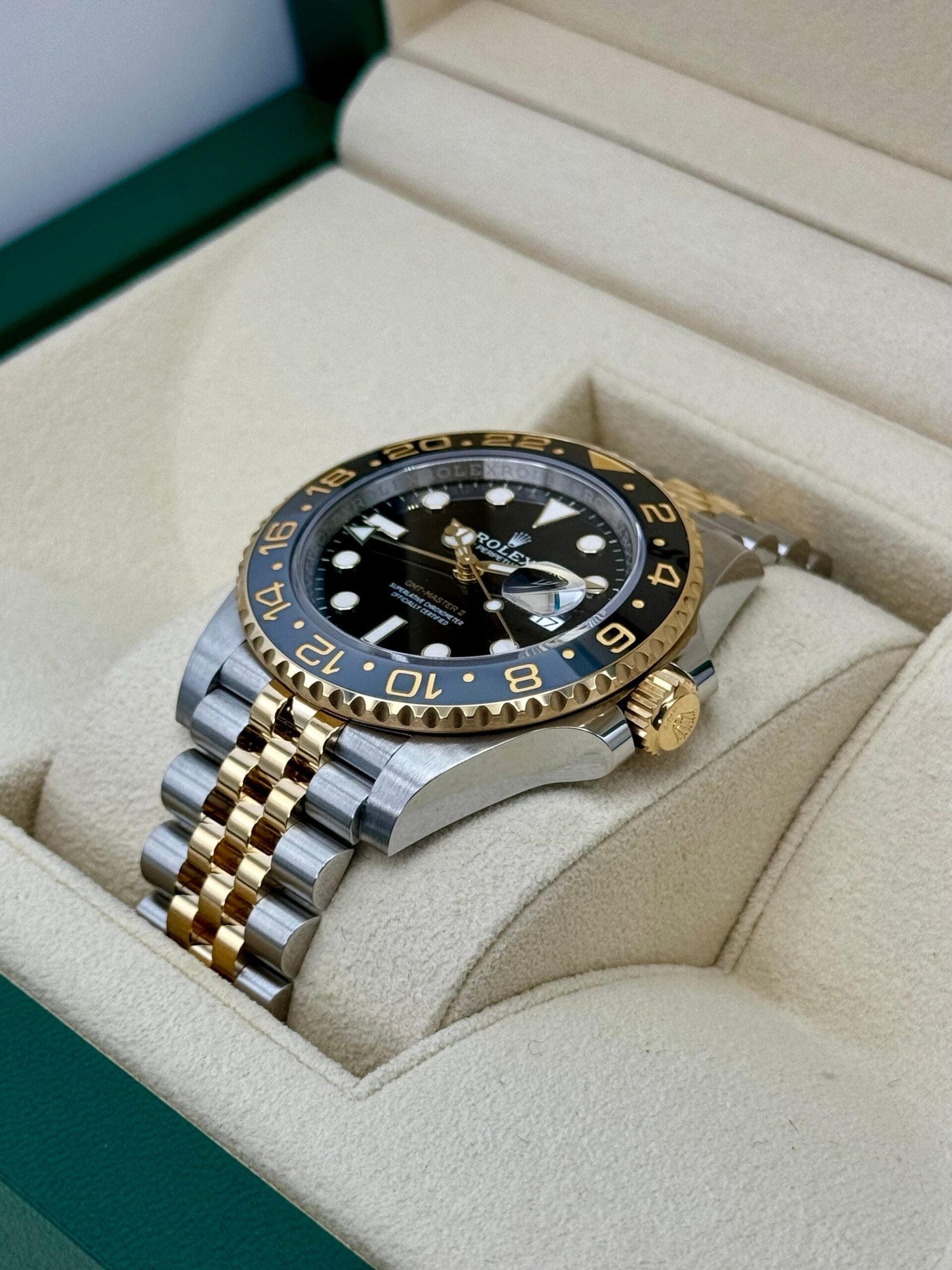 2024 Rolex GMT-Master II 40mm 126713GRNR Two-Tone Jubilee Black Dial - Image 5