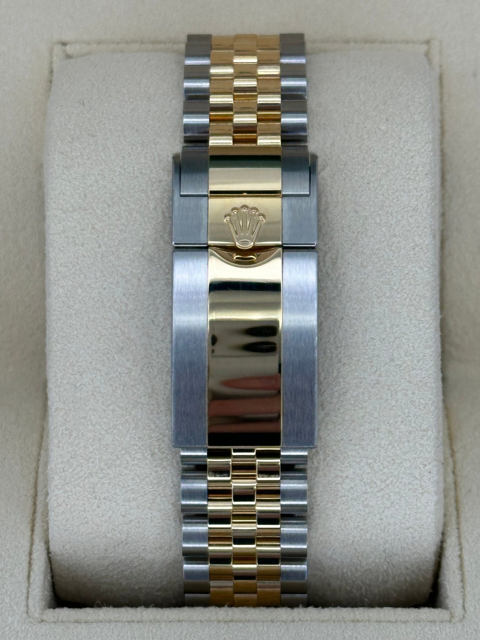 2025 Rolex GMT-Master II 40mm 126713GRNR Two-Tone Jubilee (Unworn) - Image 2