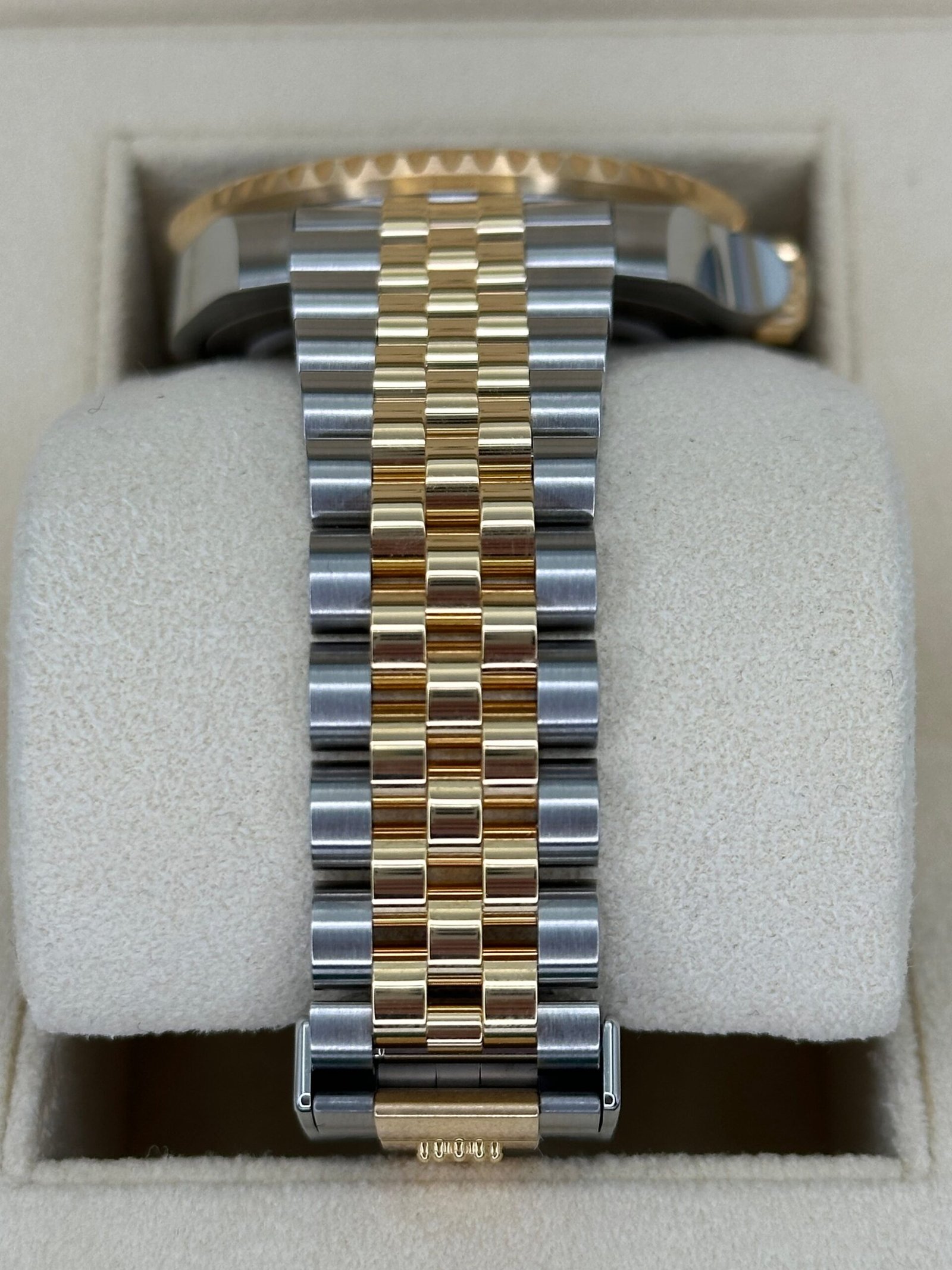 2025 Rolex GMT-Master II 40mm 126713GRNR Two-Tone Jubilee (Unworn) - Image 3