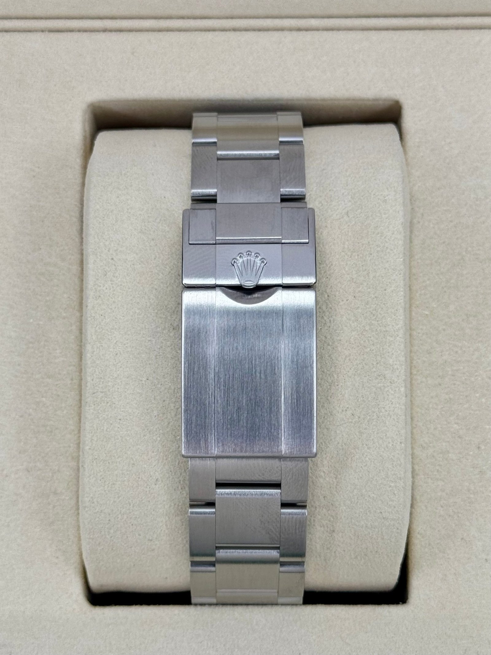 2025 Rolex Explorer II 42mm 226570 Polar White Dial (Unworn) - Image 2