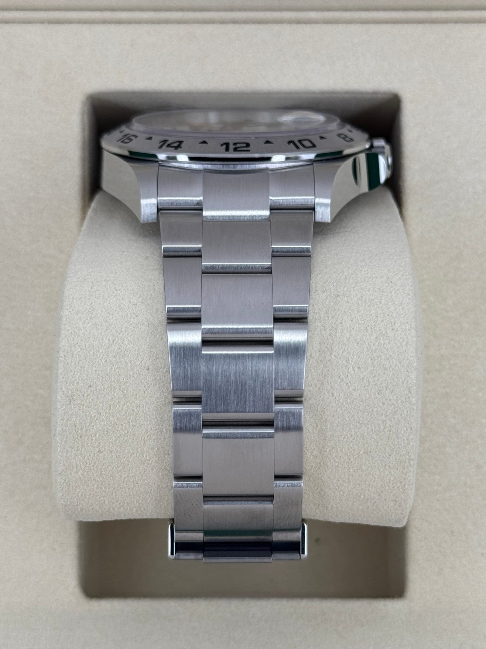 2025 Rolex Explorer II 42mm 226570 Polar White Dial (Unworn) - Image 3