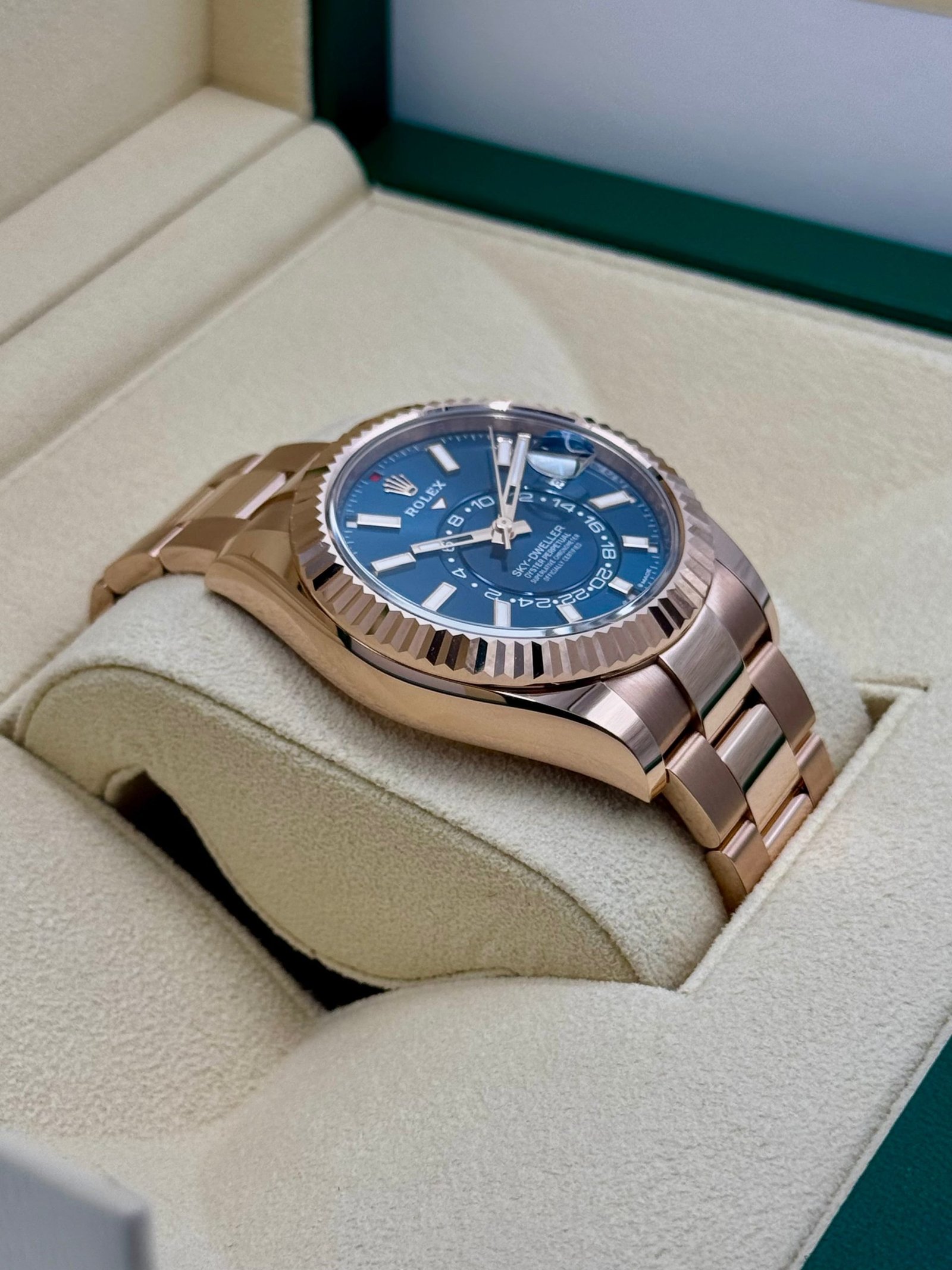 2025 Rolex Sky-Dweller 42mm 336935 Rose Gold Blue Dial (Unworn) - Image 5