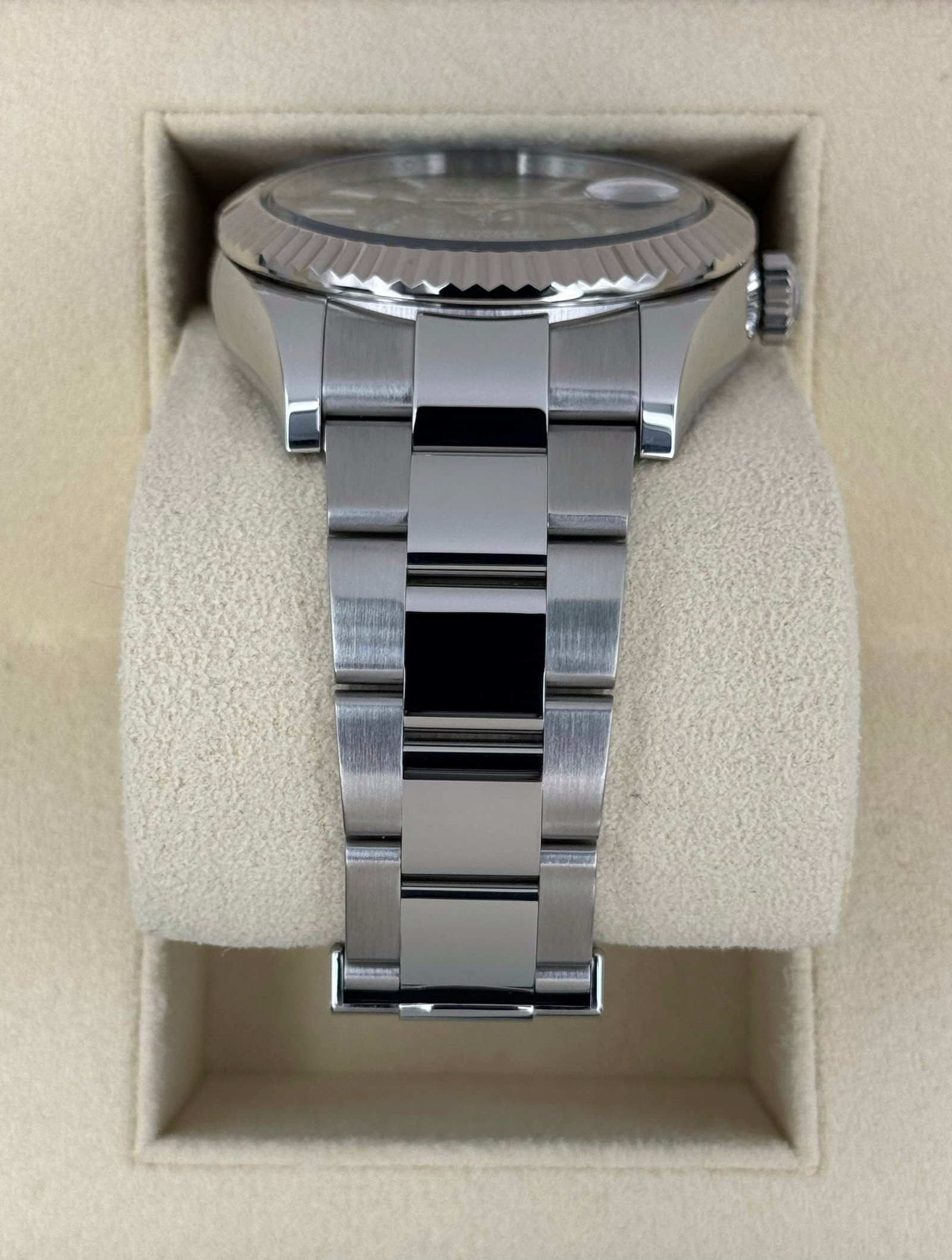 2025 Rolex Sky-Dweller 42mm 336934 Oyster Green Dial (Unworn) - Image 3