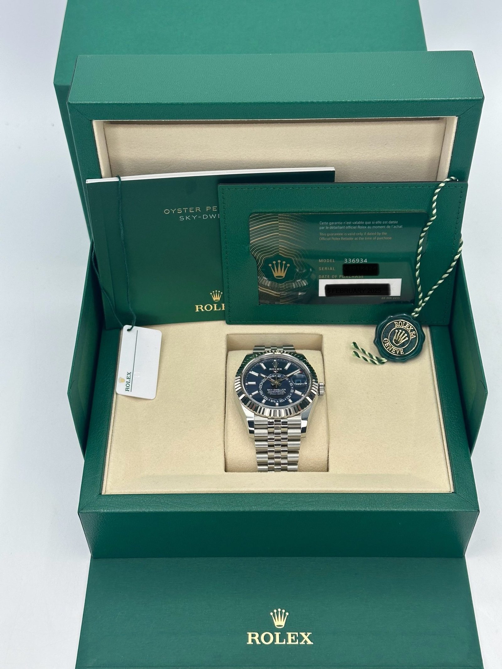 2025 Rolex Sky-Dweller 42mm 336934 Jubilee Blue Dial (Unworn) - Image 9