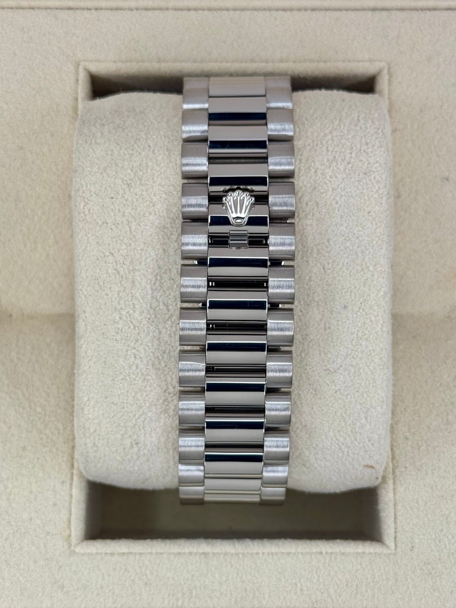 2015 Rolex Day-Date II 41mm 218239 White Gold Presidential Black Dial - Image 2