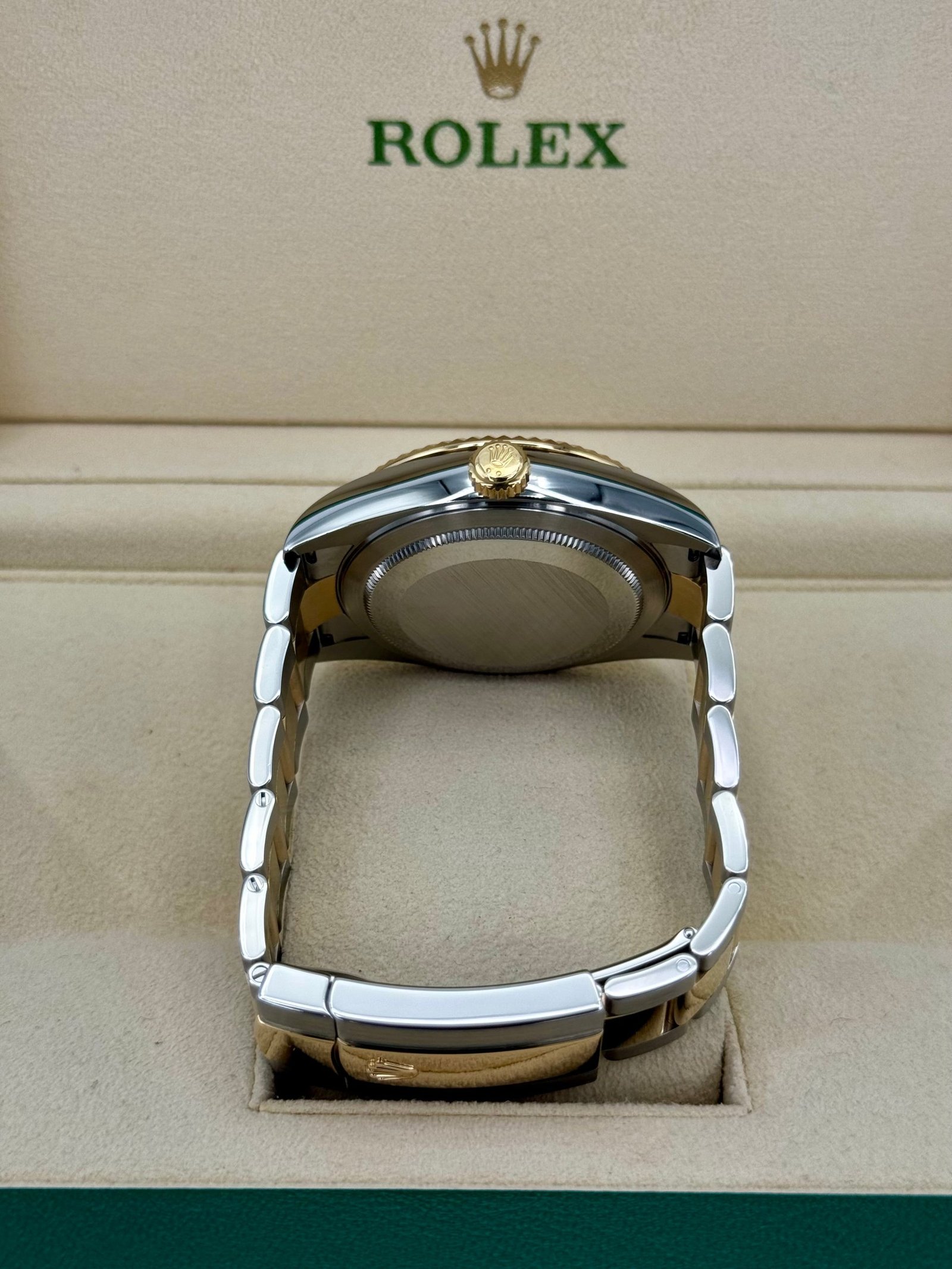 2017 Rolex Sky-Dweller 42mm 326933 Two-Tone Oyster Champagne Dial - Image 9