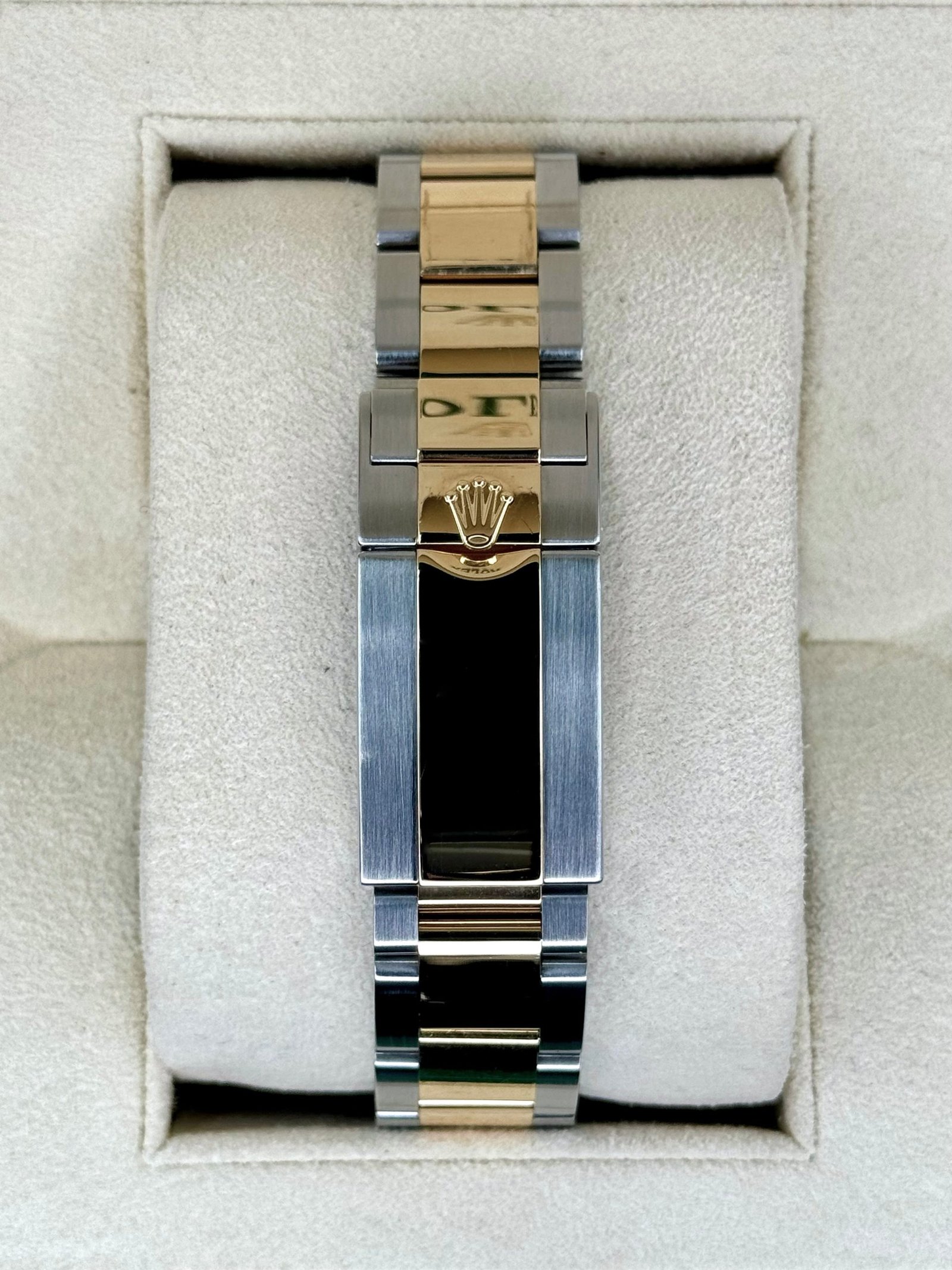 Rolex Daytona 40mm 116523 Two-Tone Blue Arabic Racing Dial - Image 2
