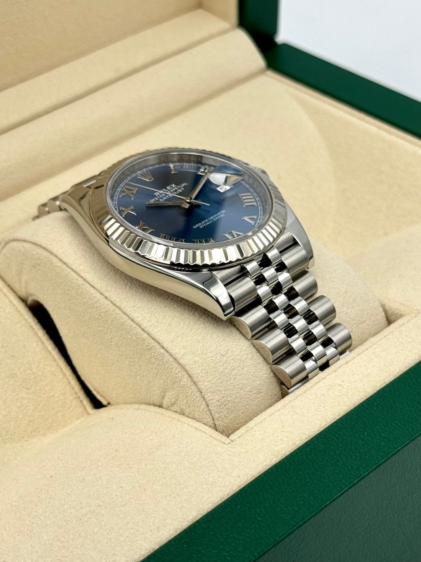 Rolex Datejust 41mm 126334 Stainless Steel Jubilee Blue Dial - Image 6