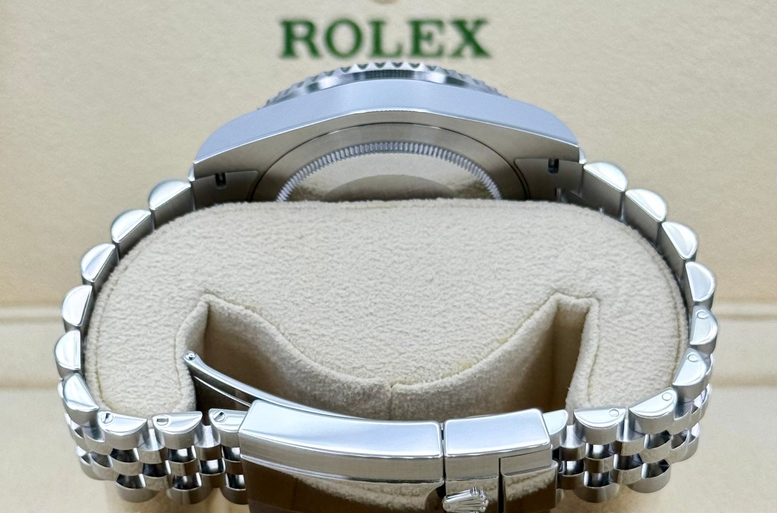 2023 Rolex GMT-Master II “Batgirl” 40mm 126710BLNR Jubilee Black Dial - Image 10