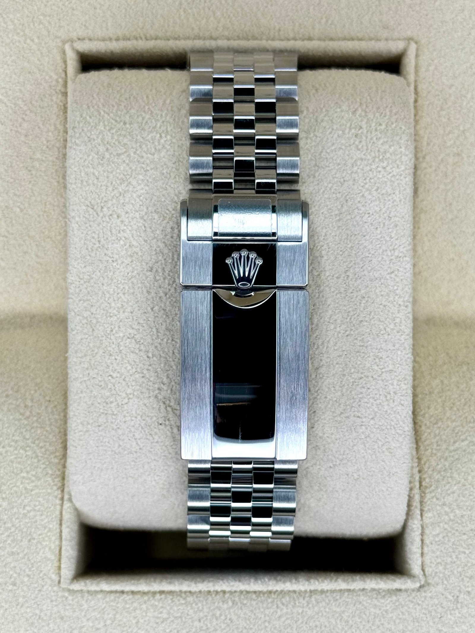 2023 Rolex GMT-Master II “Batgirl” 40mm 126710BLNR Jubilee Black Dial - Image 2