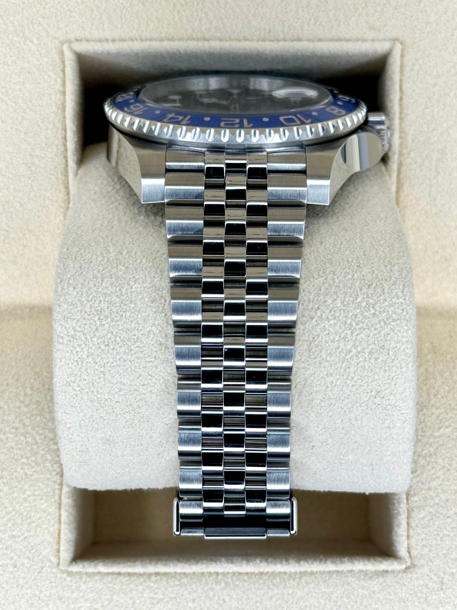 2023 Rolex GMT-Master II “Batgirl” 40mm 126710BLNR Jubilee Black Dial - Image 3
