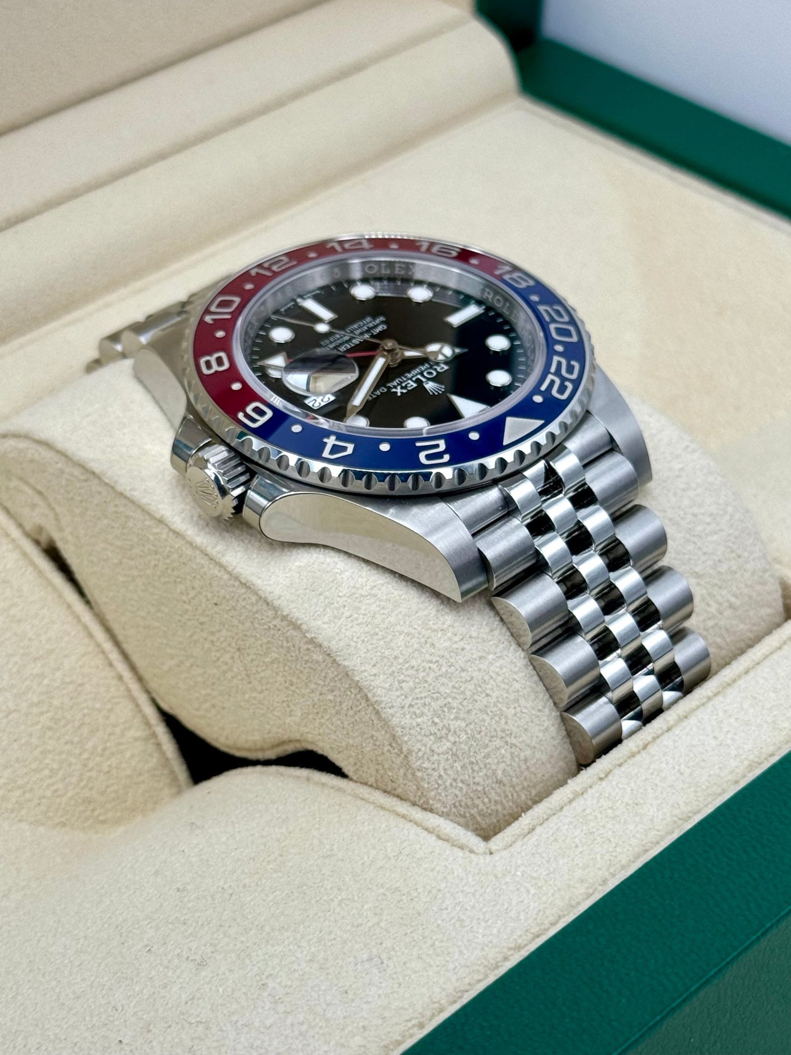 2024 Rolex GMT-Master II “Pepsi” 40mm 126710BLRO Jubilee (Unworn) - Image 7