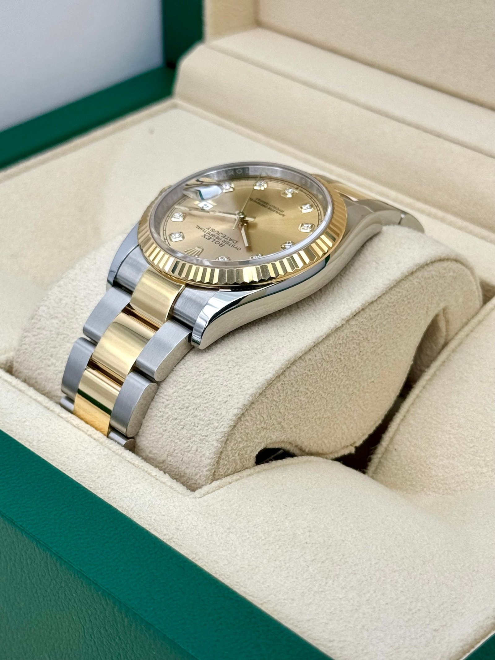 2024 Rolex Datejust 36mm 126233 Two-Tone Champagne Diamond Dial (Unworn) - Image 7