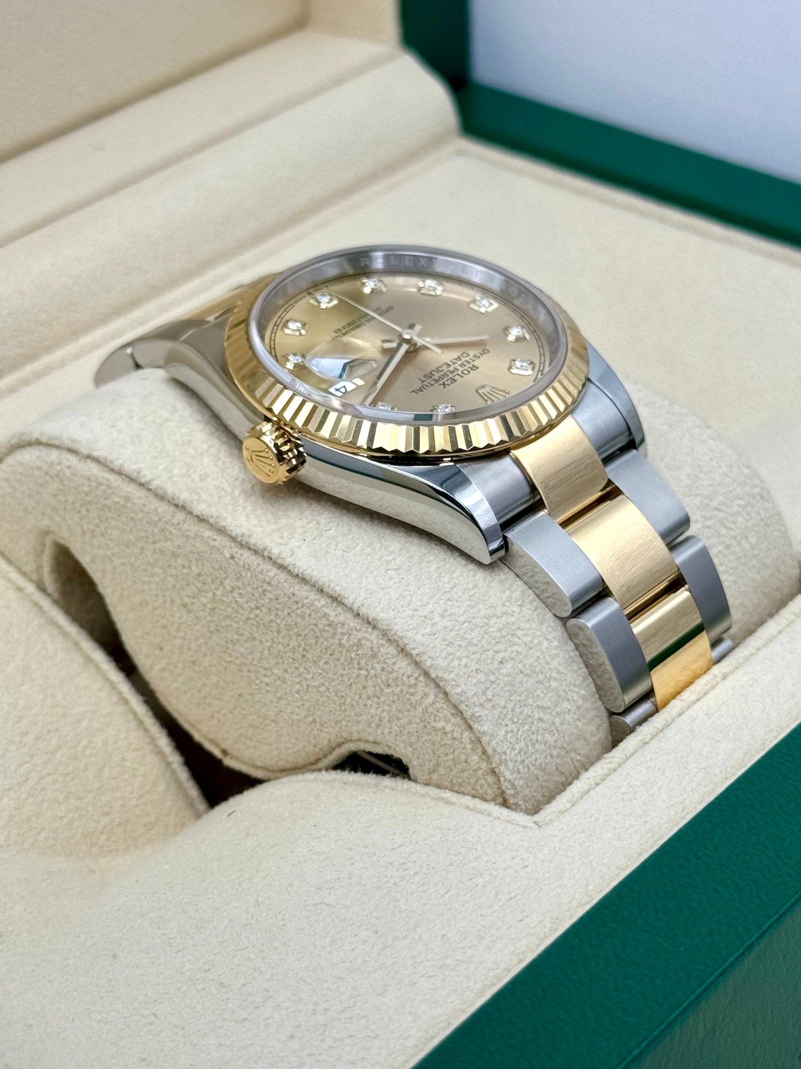 2024 Rolex Datejust 36mm 126233 Two-Tone Champagne Diamond Dial (Unworn) - Image 8