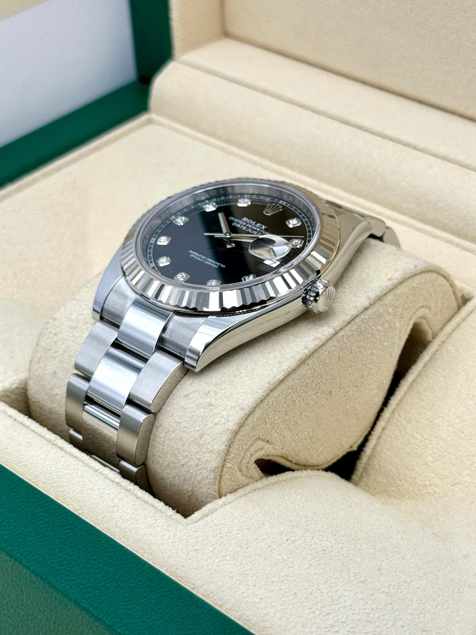 2025 Rolex Datejust 41mm 126334 Oyster Black Diamond Dial (Unworn) - Image 5