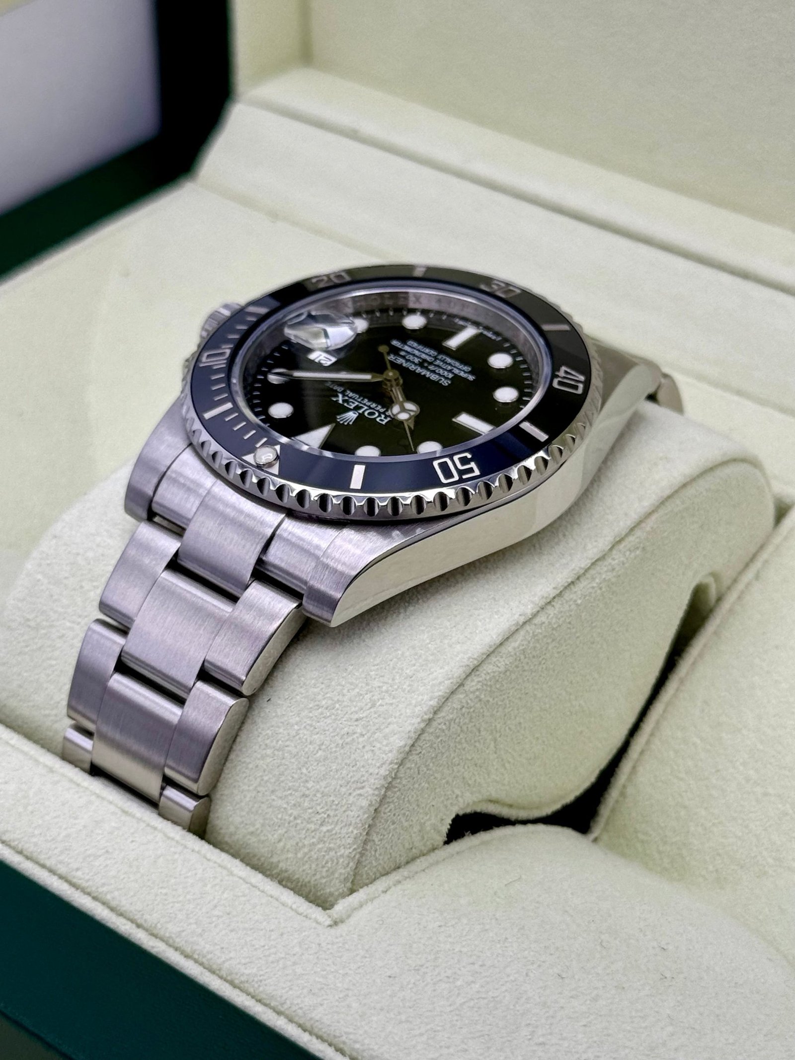 2011 Rolex Submariner 40mm 116610 Stainless Steel Black Dial - Image 7