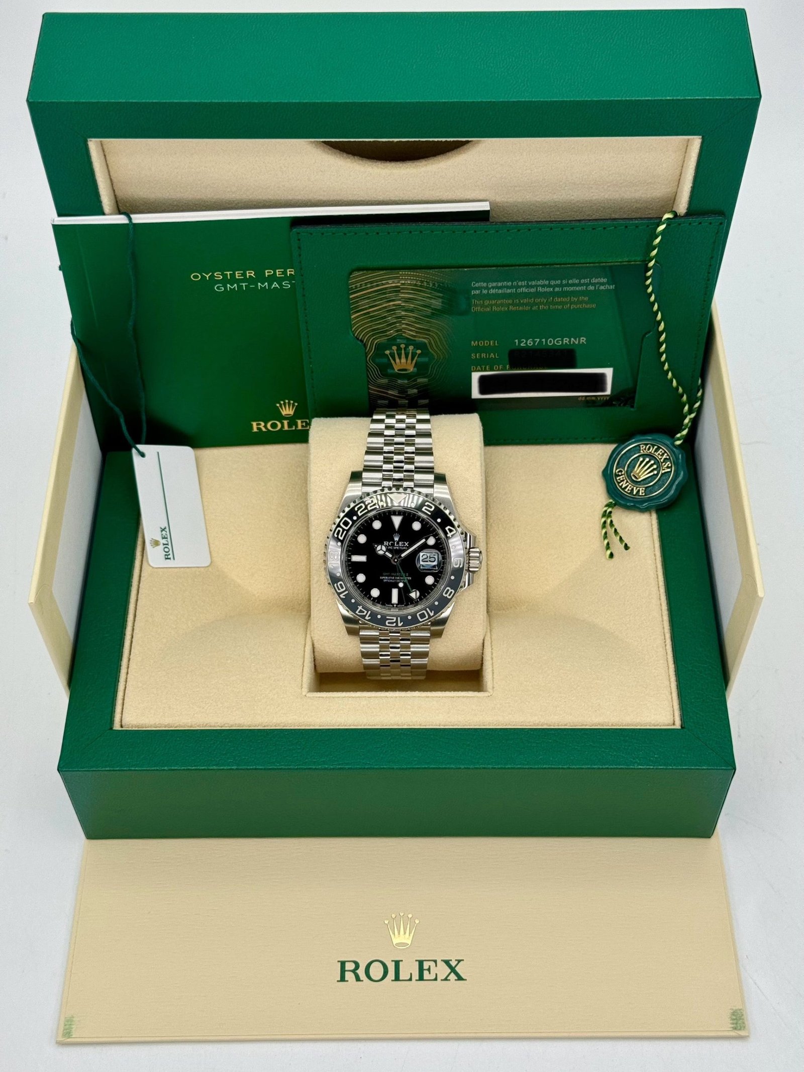 2024 Rolex GMT-Master II “Bruce Wayne” 40mm 126710GRNR Jubilee (Unworn) - Image 11