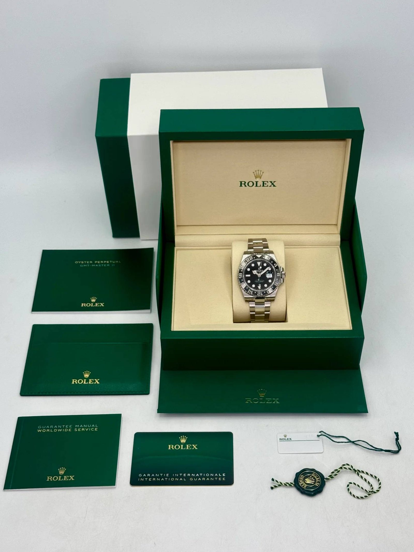 2026 Rolex GMT-Master II “Bruce Wayne” 40mm 126710GRNR Oyster (STICKERED) (Unworn) - Image 5