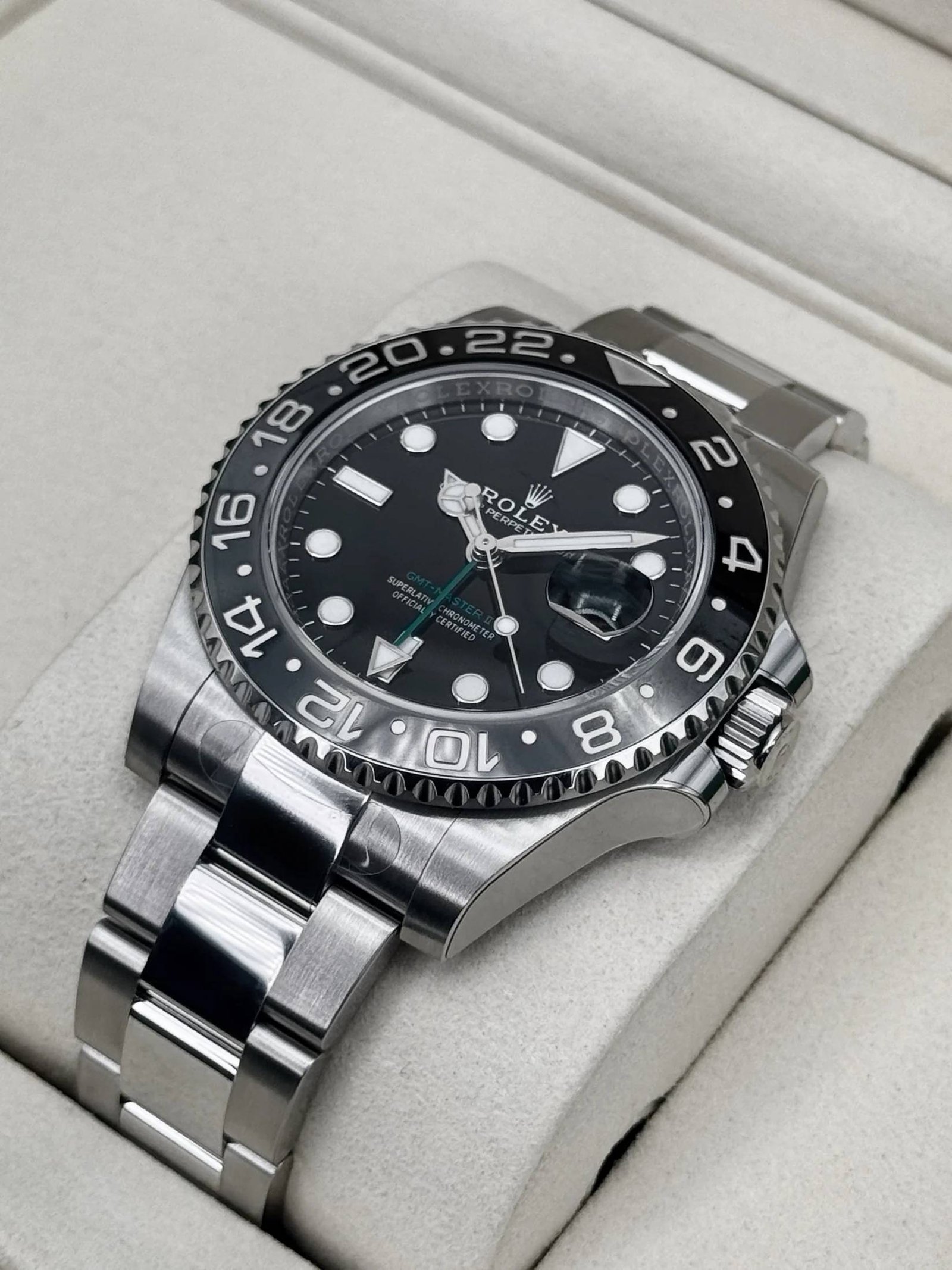 2026 Rolex GMT-Master II “Bruce Wayne” 40mm 126710GRNR Oyster (STICKERED) (Unworn) - Image 8