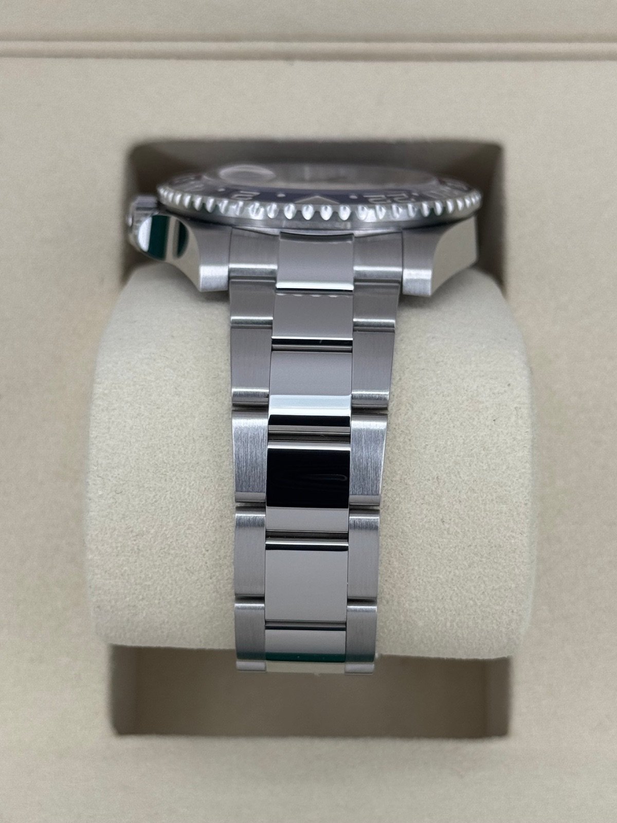 2025 Rolex GMT-Master II “Pepsi” 40mm 126710BLRO Oyster (Unworn) - Image 4