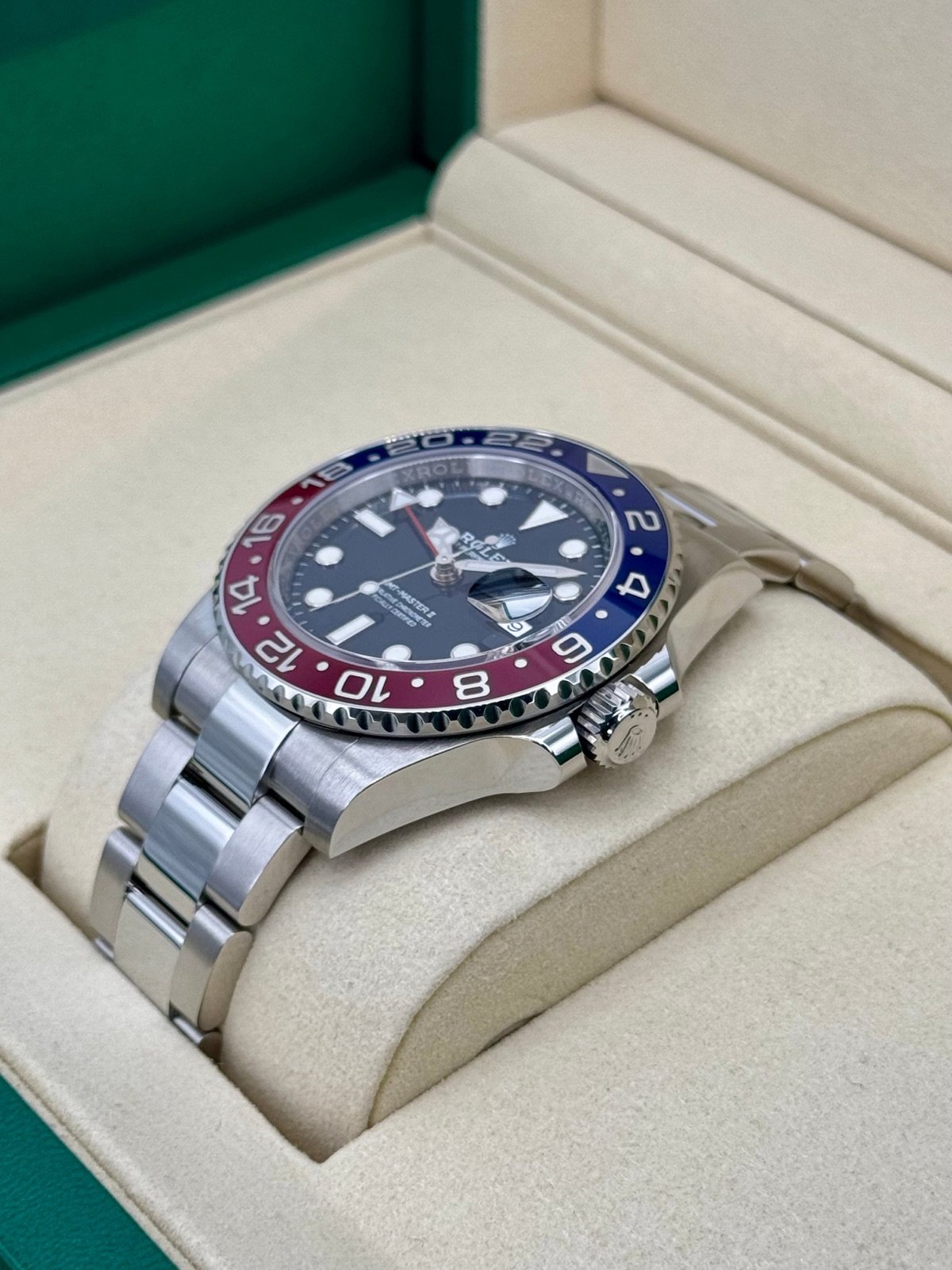 2025 Rolex GMT-Master II “Pepsi” 40mm 126710BLRO Oyster (Unworn) - Image 7