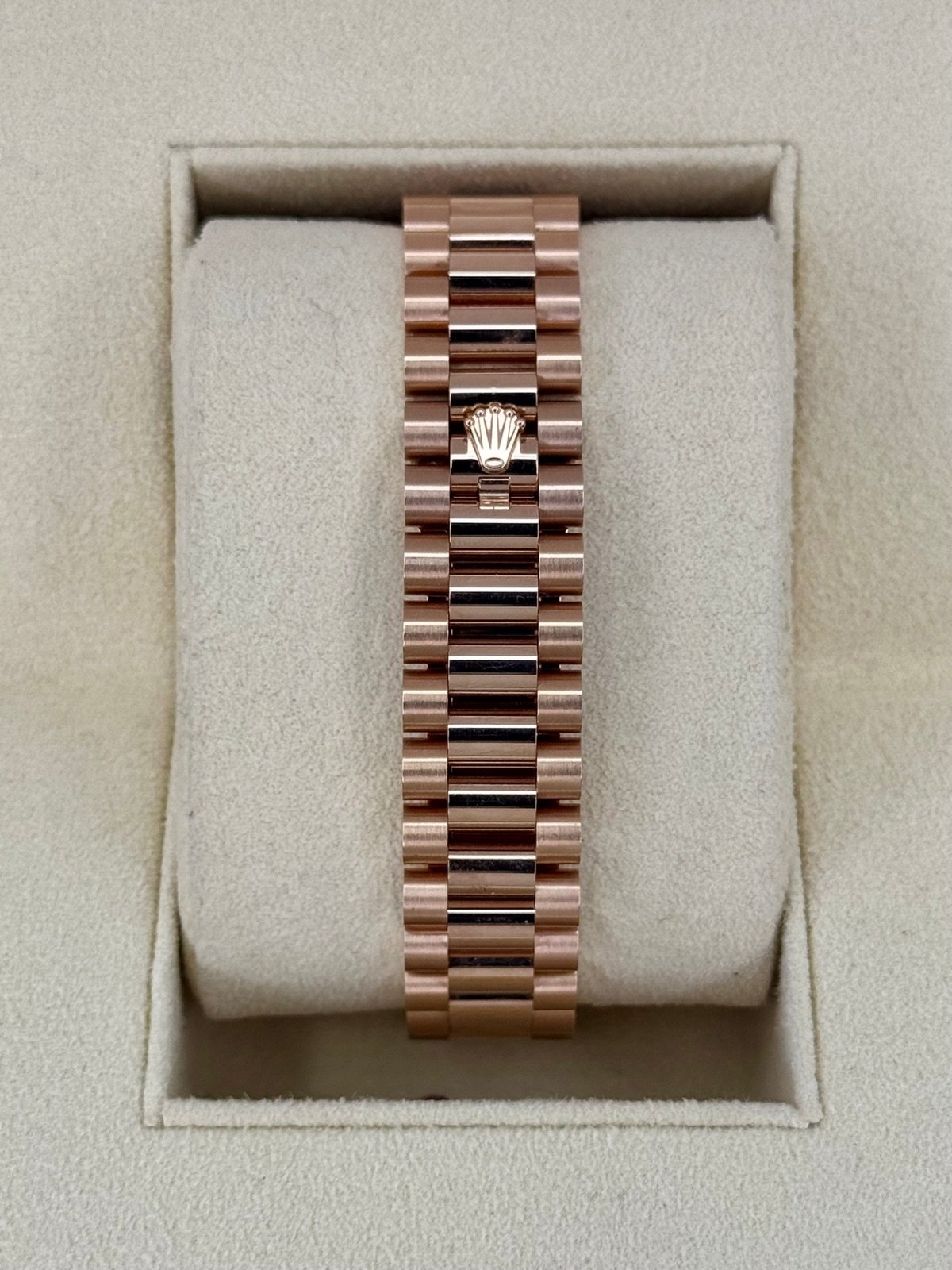 2023 Rolex Datejust 31mm 278275 Rose Gold Rose Diamond Dial - Image 2
