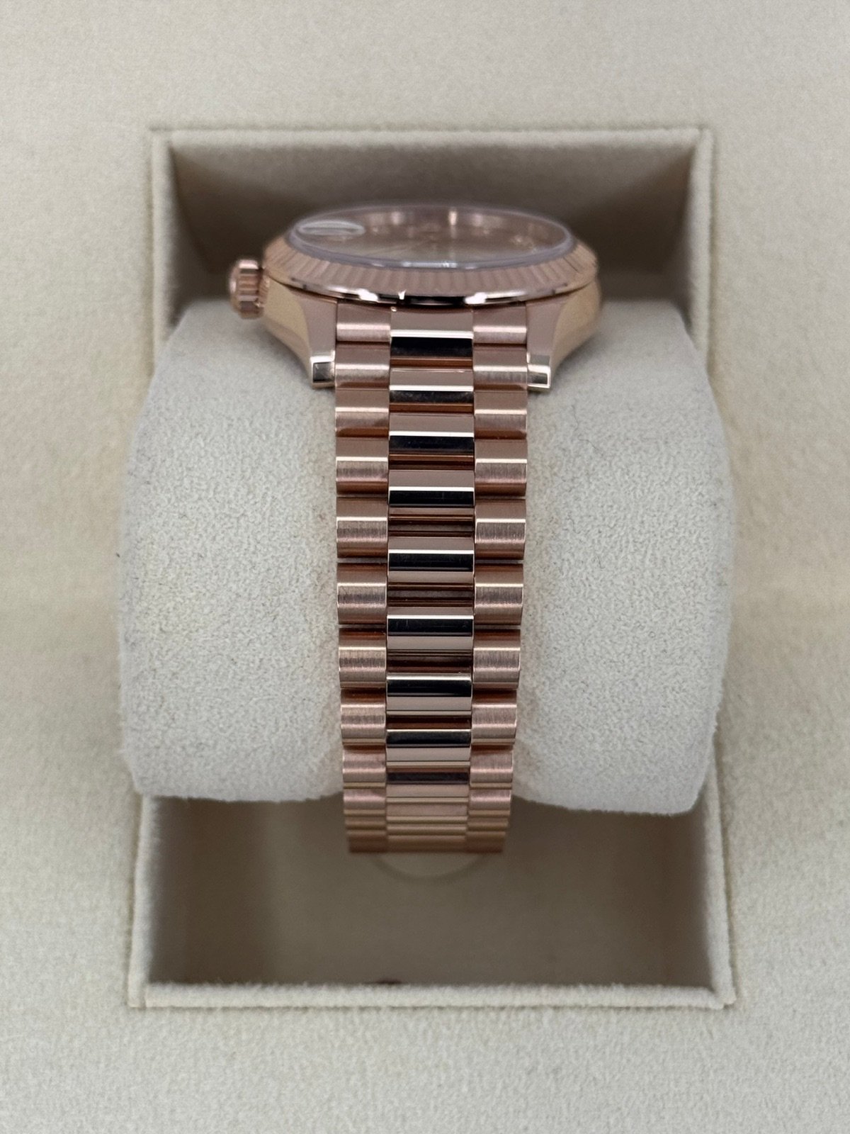2023 Rolex Datejust 31mm 278275 Rose Gold Rose Diamond Dial - Image 4