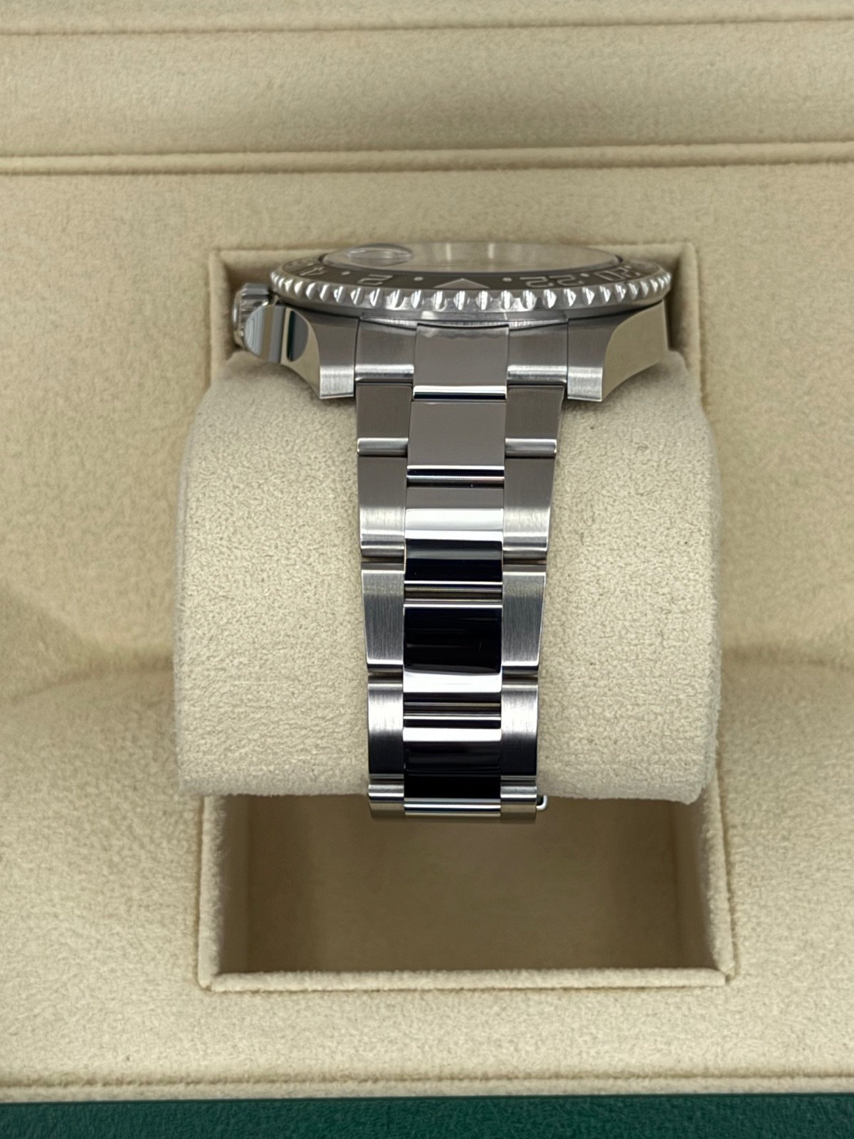 2024 Rolex GMT-Master II “Bruce Wayne” 40mm 126710GRNR Oyster (Unworn) - Image 4