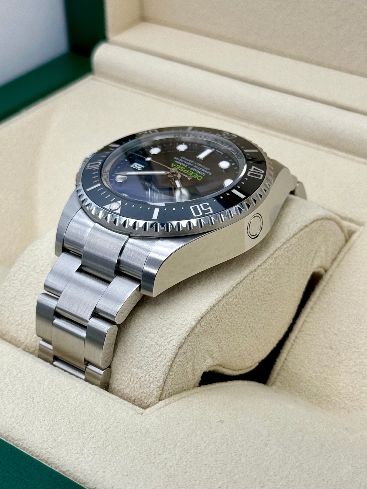 2024 Rolex Deepsea James Cameron 44mm 136660 Blue Dial (Unworn) - Image 7