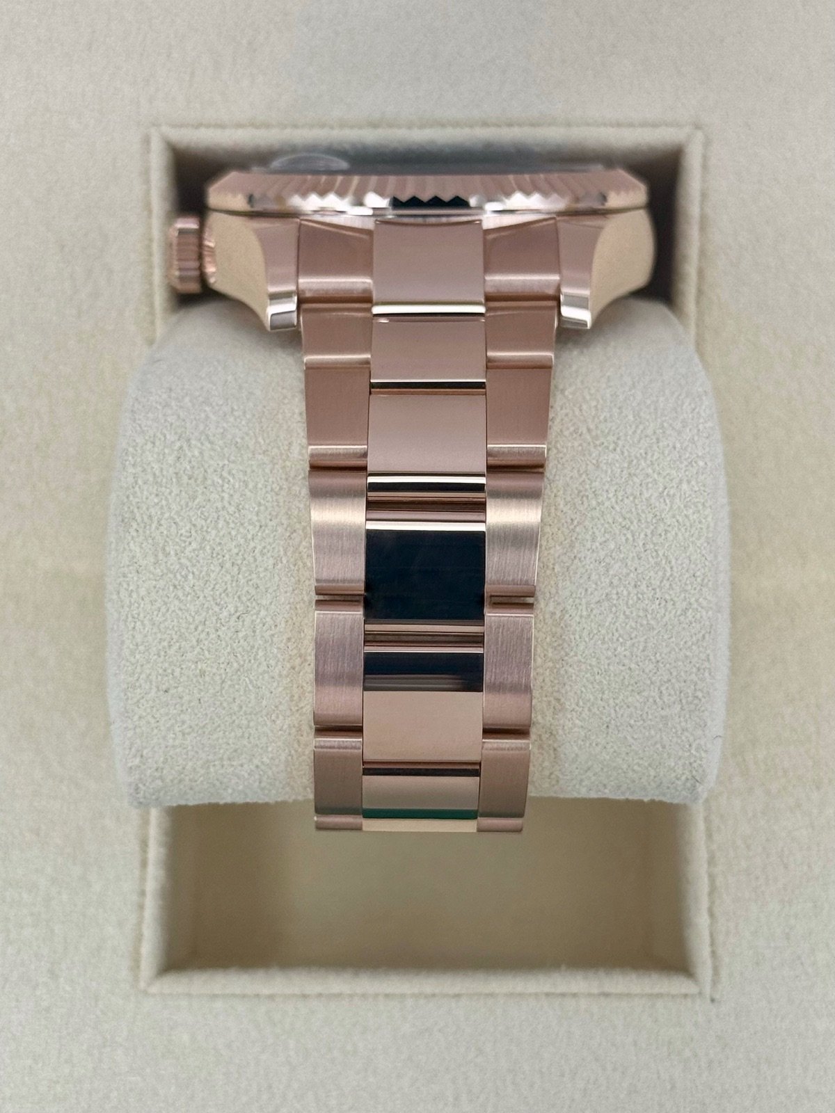 2024 Rolex Sky-Dweller 42mm 336935 Rose Gold Blue Dial (Unworn) - Image 4