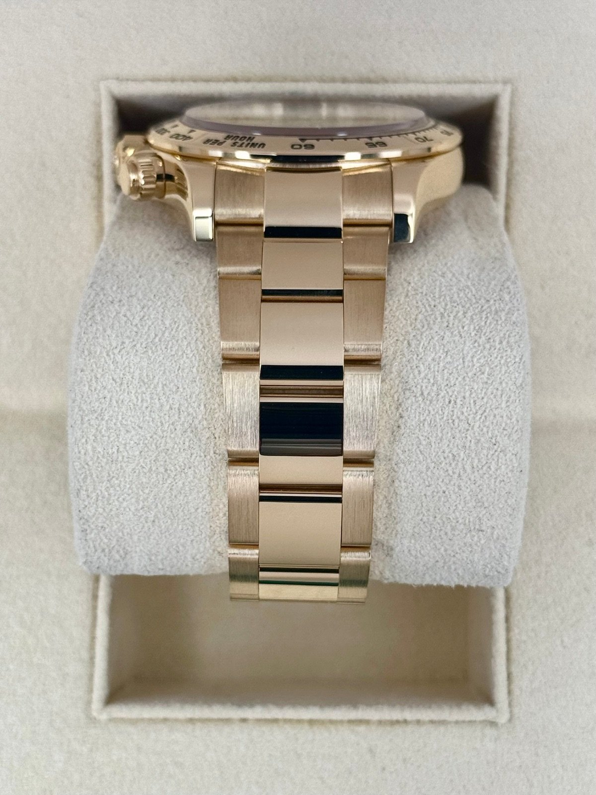 2024 Rolex Daytona 40mm 126508 18K Yellow Gold Pikachu Dial - Image 4