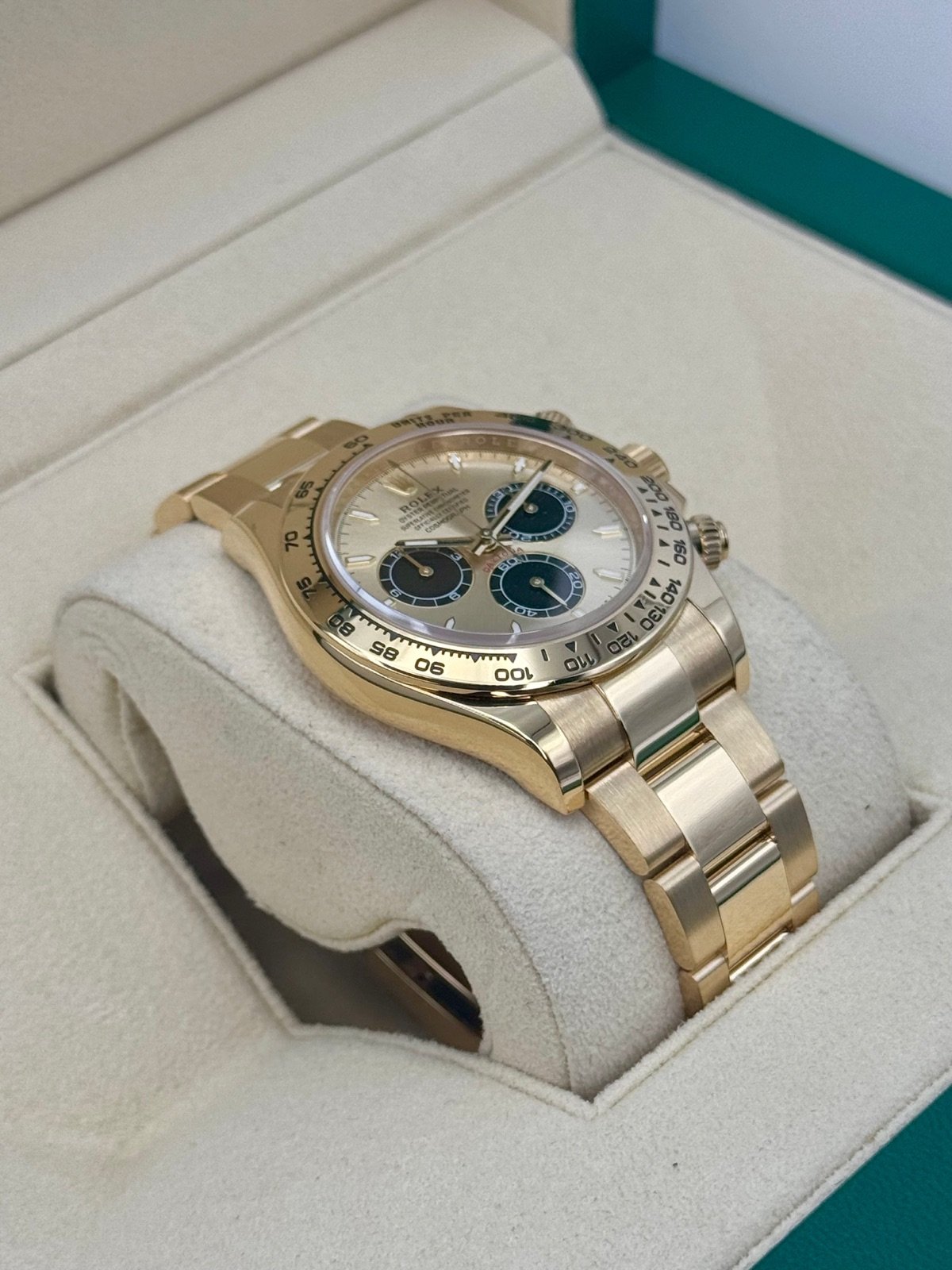 2024 Rolex Daytona 40mm 126508 18K Yellow Gold Pikachu Dial - Image 6