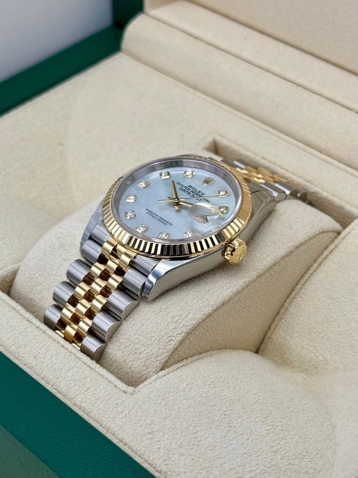 2024 Rolex Datejust 36mm 126233 Mother of Pearl Diamond Dial (Unworn) - Image 5