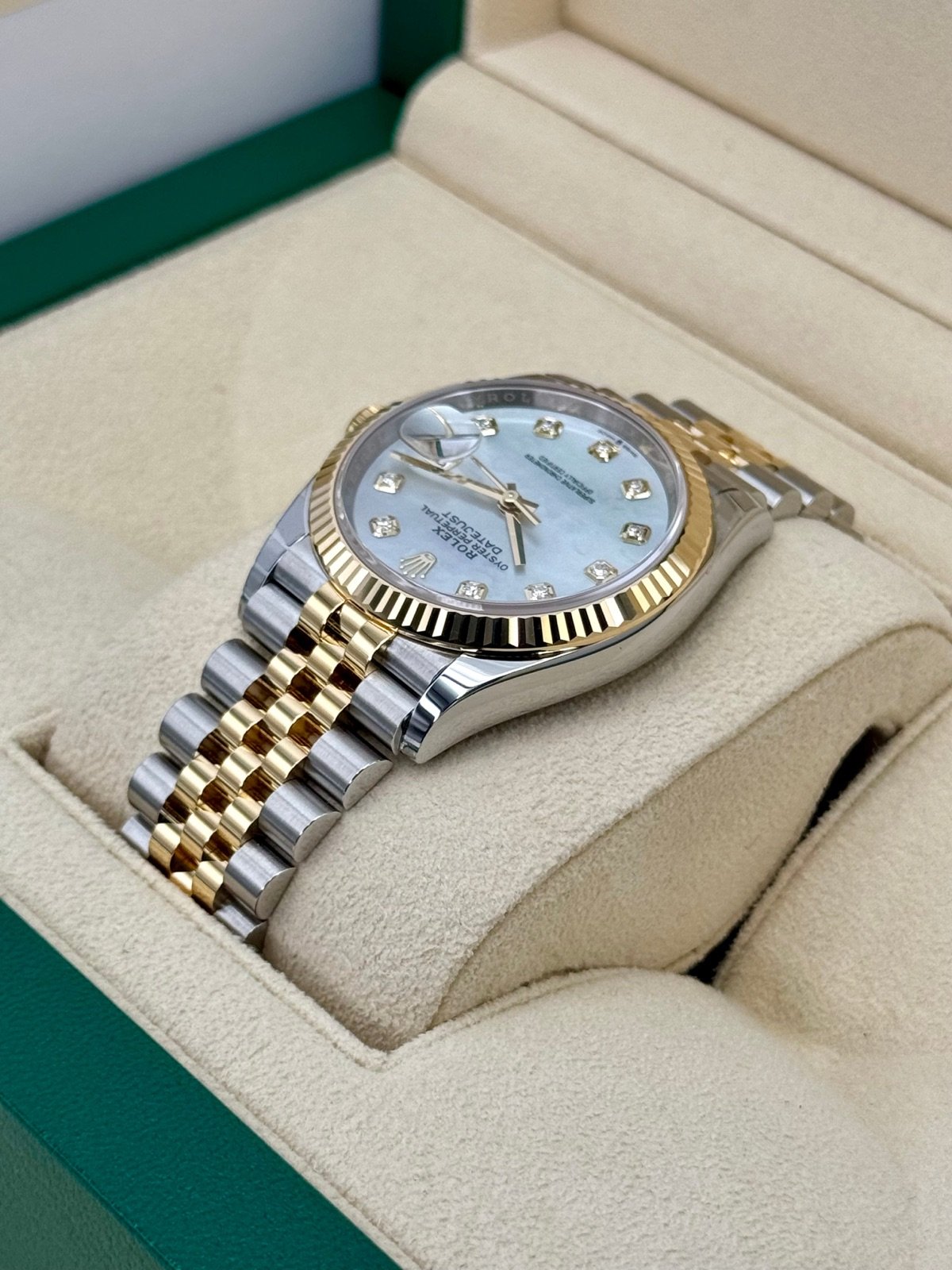2024 Rolex Datejust 36mm 126233 Mother of Pearl Diamond Dial (Unworn) - Image 7
