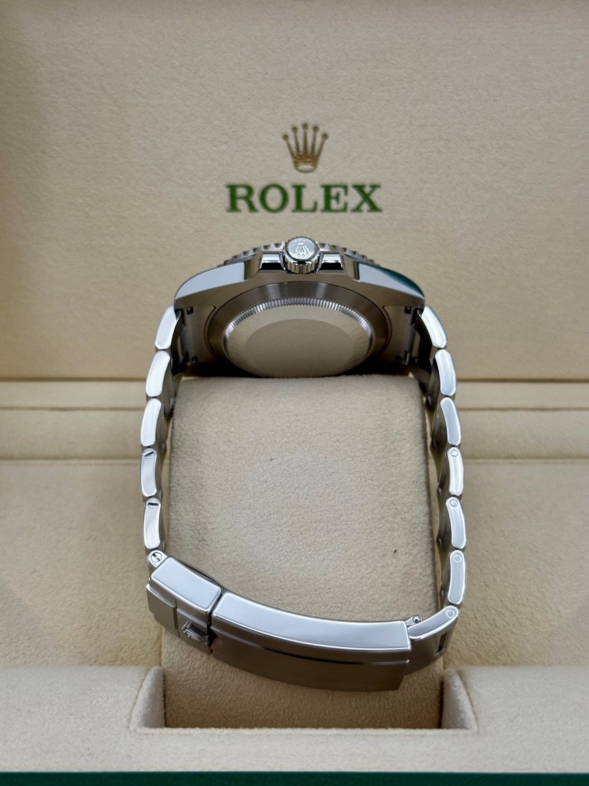 2017 Rolex Submariner “Hulk” 40mm 116610LV Green Dial - Image 9