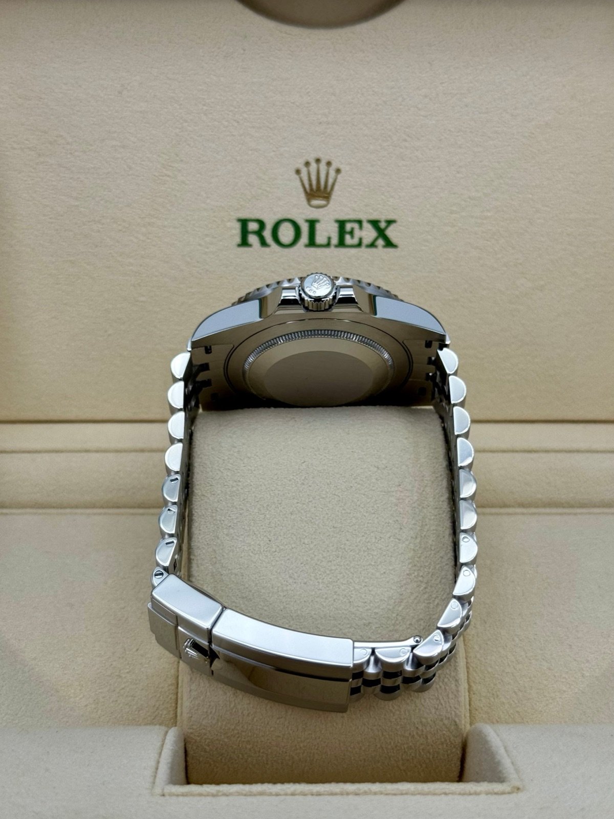 2022 Rolex GMT-Master II “Batgirl” 40mm 126710BLNR Jubilee Black Dial - Image 9