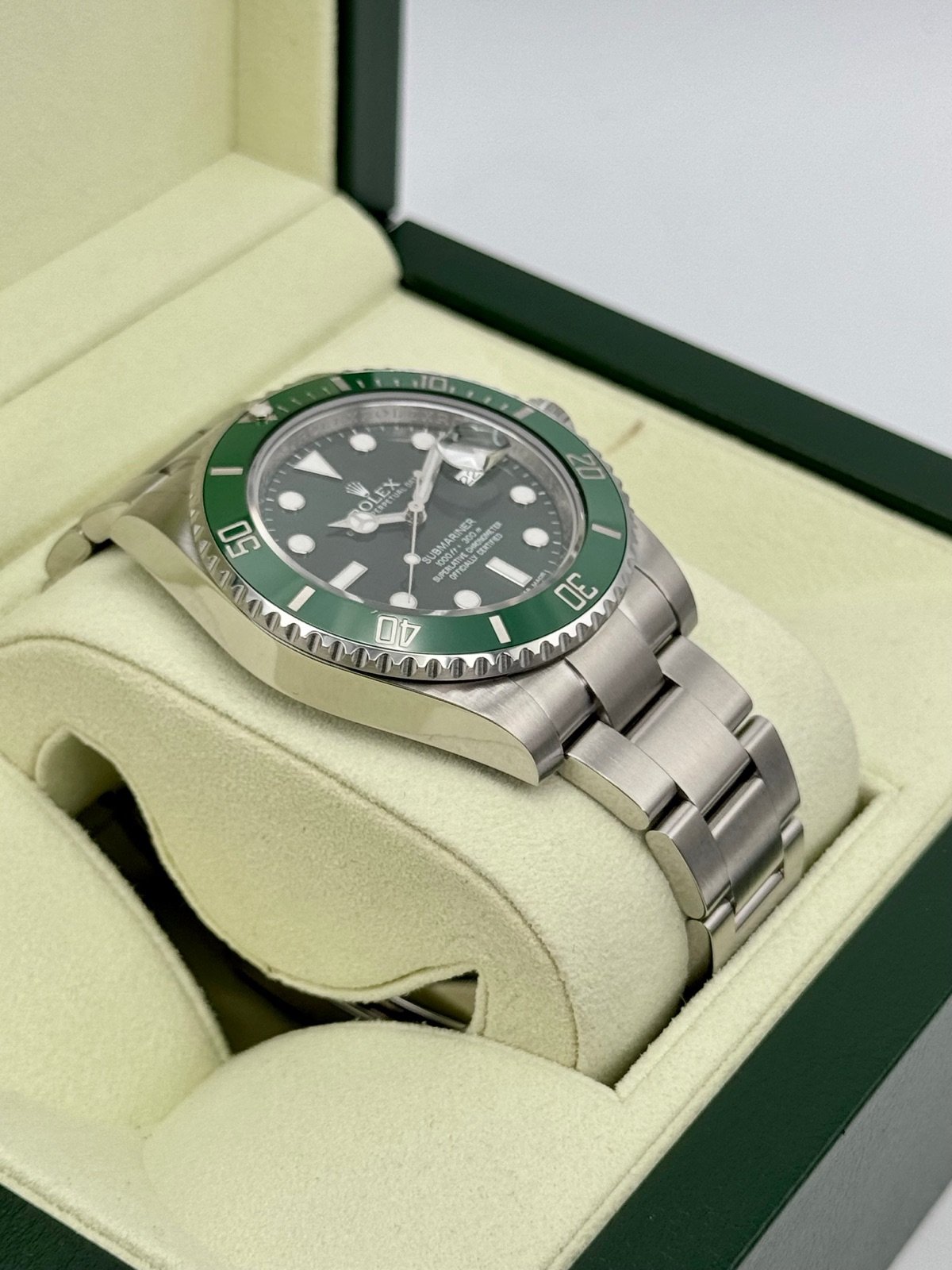 2013 Rolex Submariner “Hulk” 40mm 116610LV Green Dial - Image 6