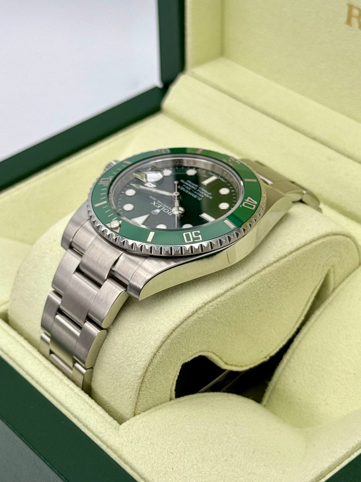2013 Rolex Submariner “Hulk” 40mm 116610LV Green Dial - Image 7