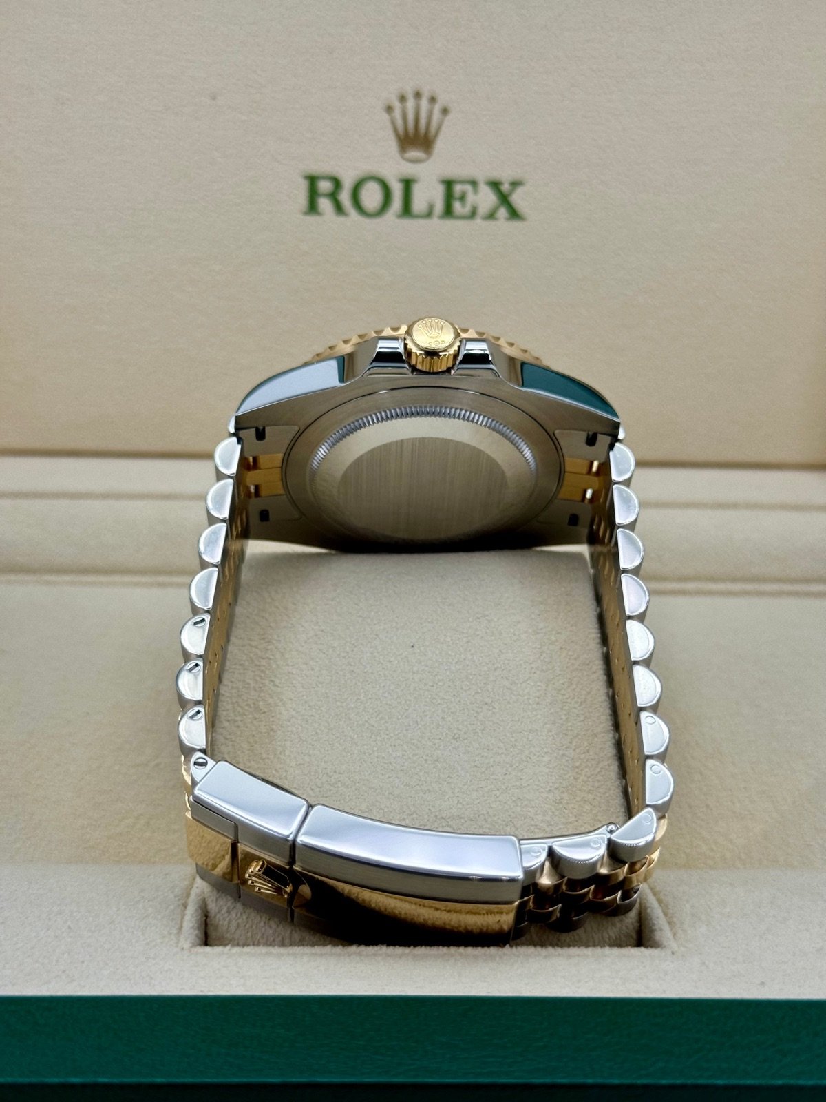 2024 Rolex GMT-Master II 40mm 126713GRNR Two-Tone Jubilee Black Dial - Image 9