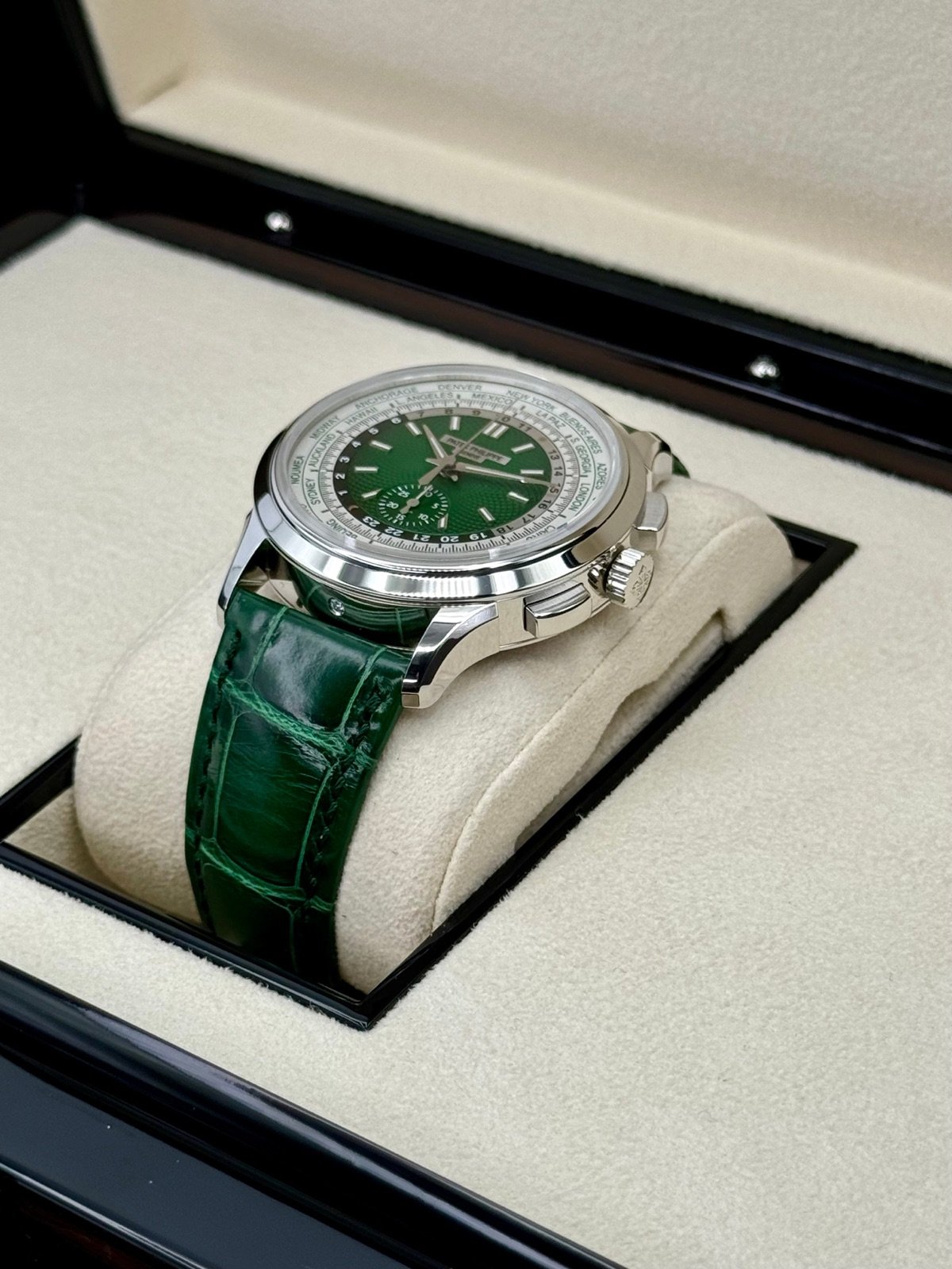 2023 Patek Philippe 5930P World Time Flyback Chronograph Platinum Green Dial - Image 5
