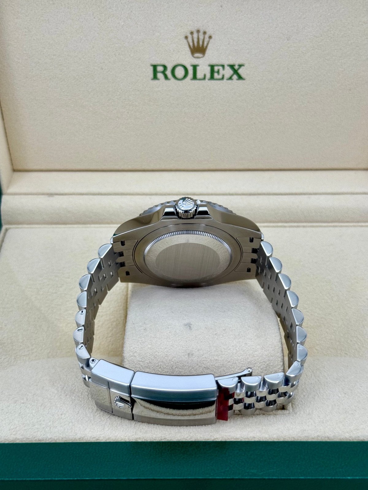 2024 Rolex GMT-Master II “Batgirl” 40mm 126710BLNR Jubilee - Image 9