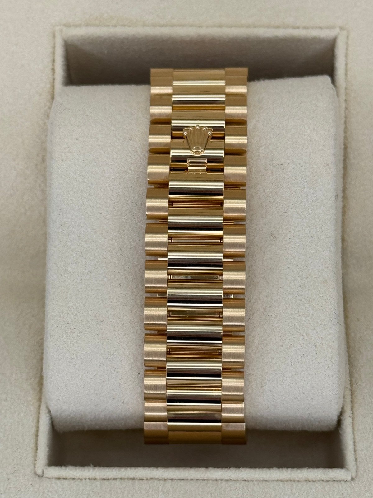 2024 Rolex Day-Date 36mm 128238 Champagne Diamond Dial (Unworn) - Image 2