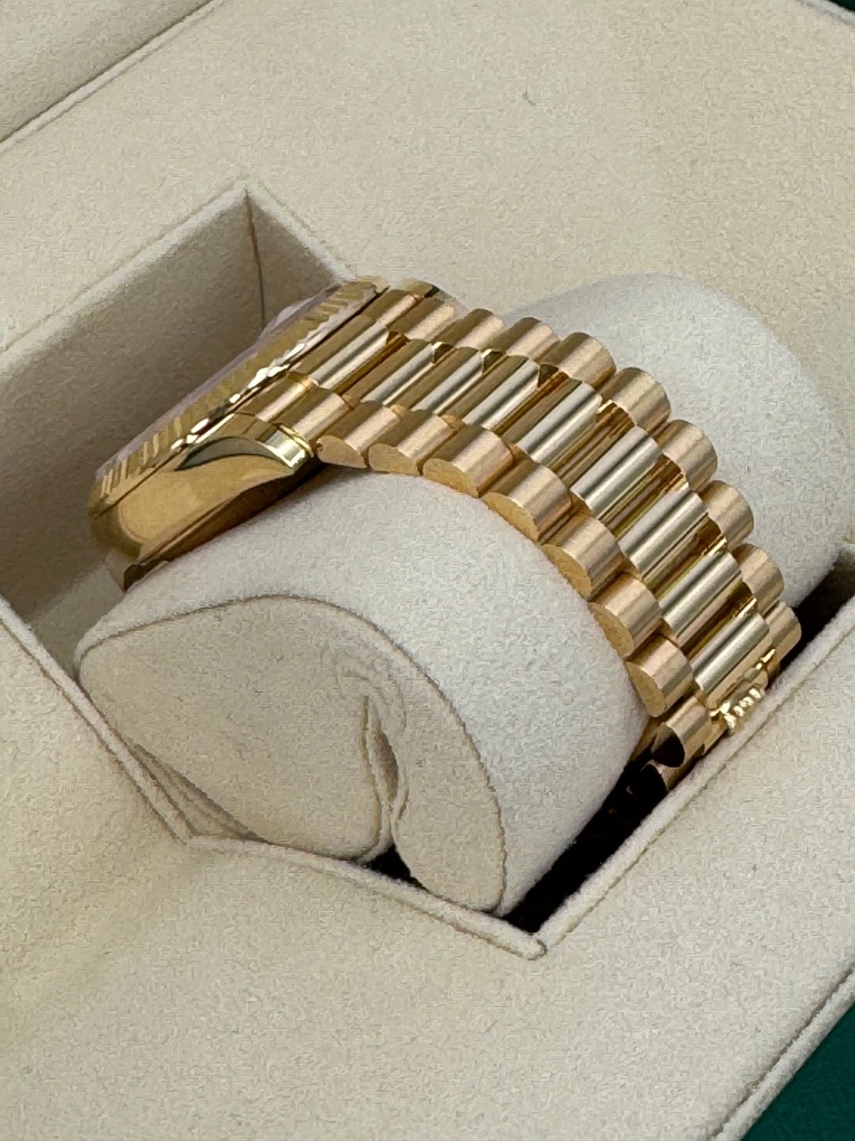 2024 Rolex Day-Date 36mm 128238 Champagne Diamond Dial (Unworn) - Image 6