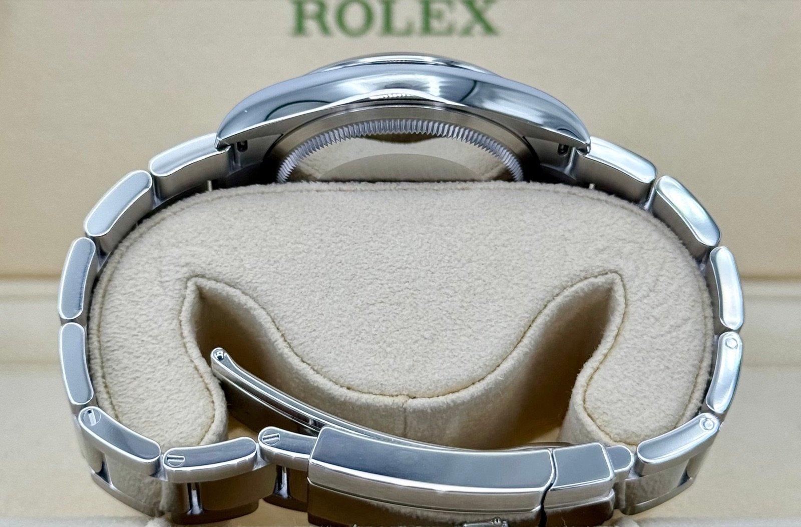 2024 Rolex Datejust 36mm 126200 Oyster Mint Green Dial (Unworn) - Image 10