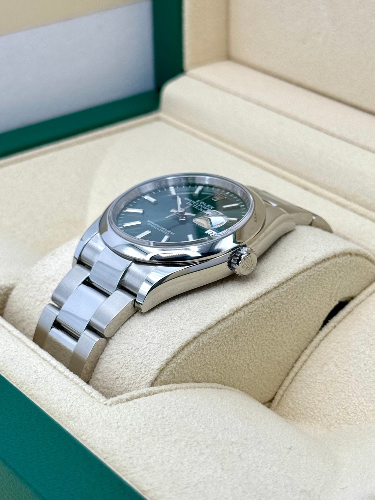 2024 Rolex Datejust 36mm 126200 Oyster Mint Green Dial (Unworn) - Image 5