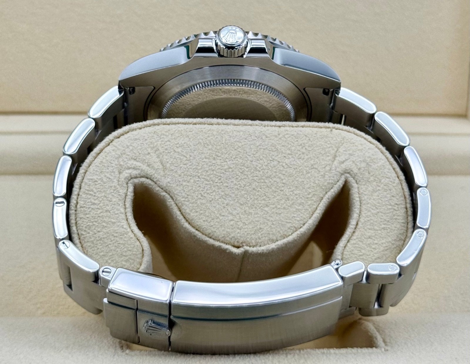 2017 Rolex Submariner “Hulk” 40mm 116610LV Green Dial - Image 9