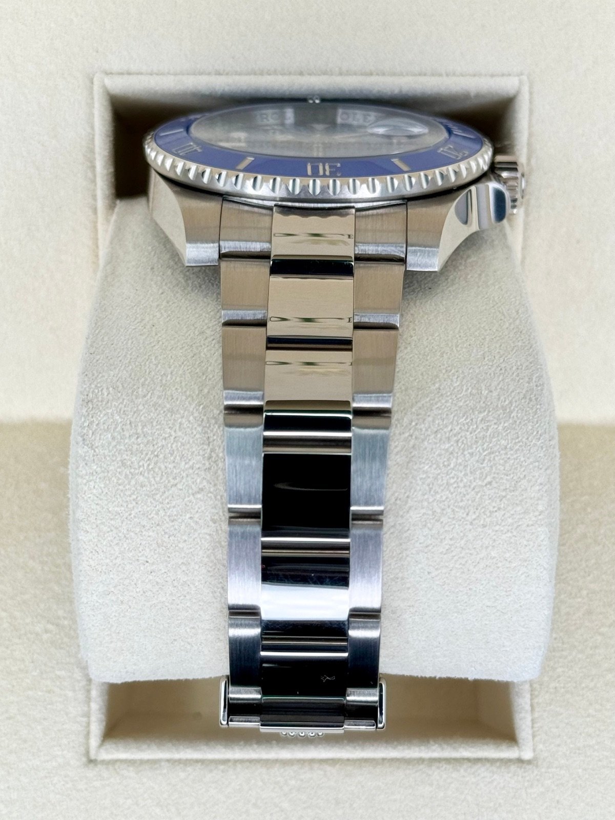 2018 Rolex Submariner “Smurf” 40mm 116619LB White Gold Blue Dial - Image 3