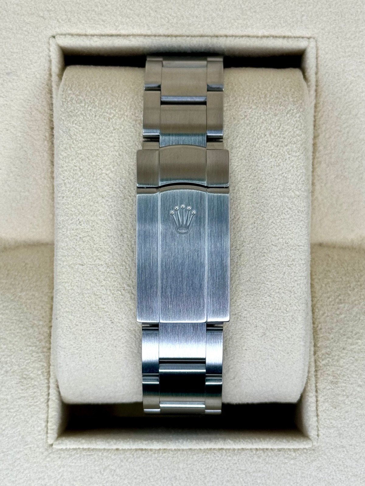 Rolex Oyster Perpetual 39mm 114300 Blue Dial - Image 2